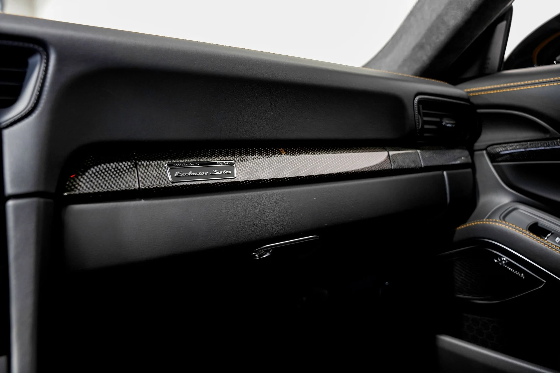 mph018_4218782096_e3cade0ea4de323b604994abfc0a2399x_3de0e53a10