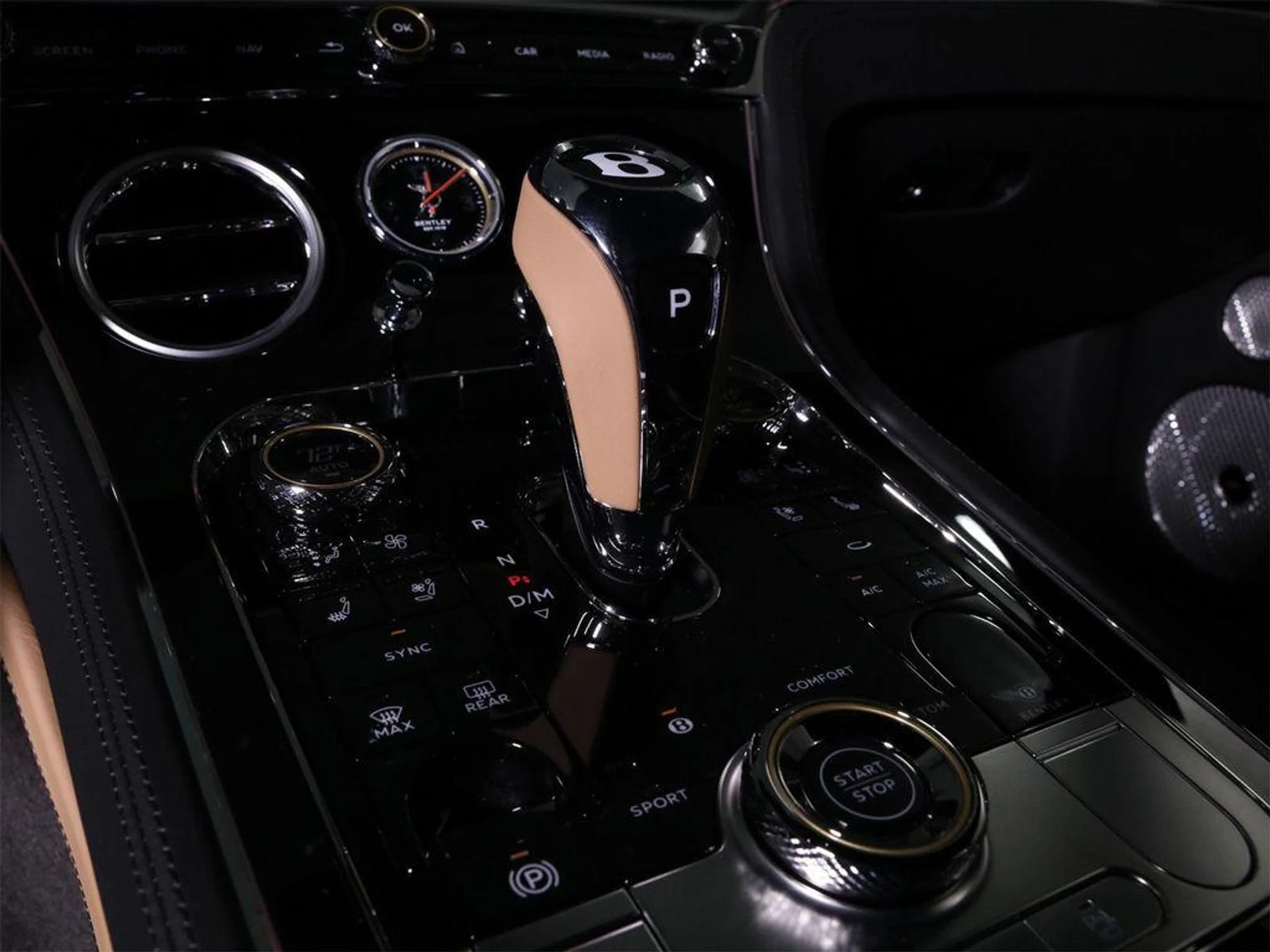 mph018_4224656967_d_BG_3y0_O_Ulx8_P0w_Xkp_X0_Fs5_Uh_Lw_776a2d018b