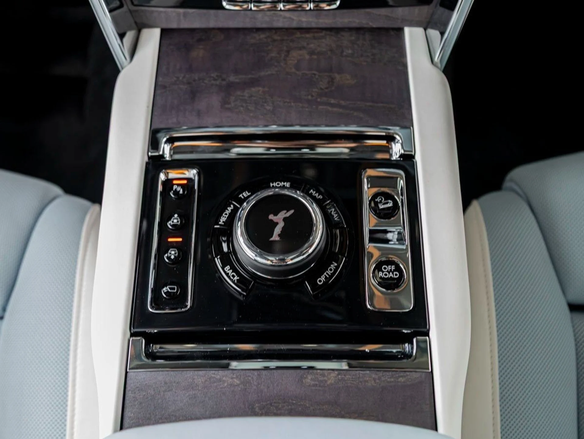 mph018_4227206969_19_18941ed27d