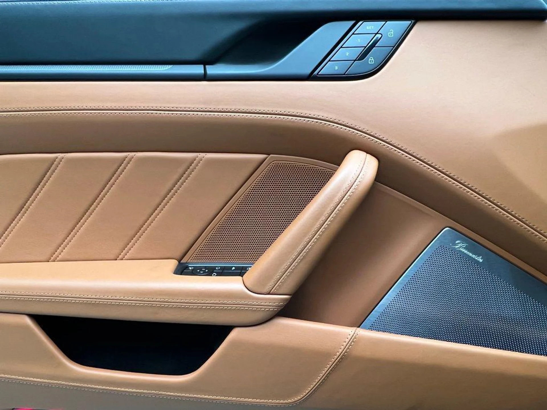 mph018_4230349670_9_6k_ME_Uw_Fqr_Hc_Yv3y_Q6eu_Hly_X2_Y_f27ddf2163