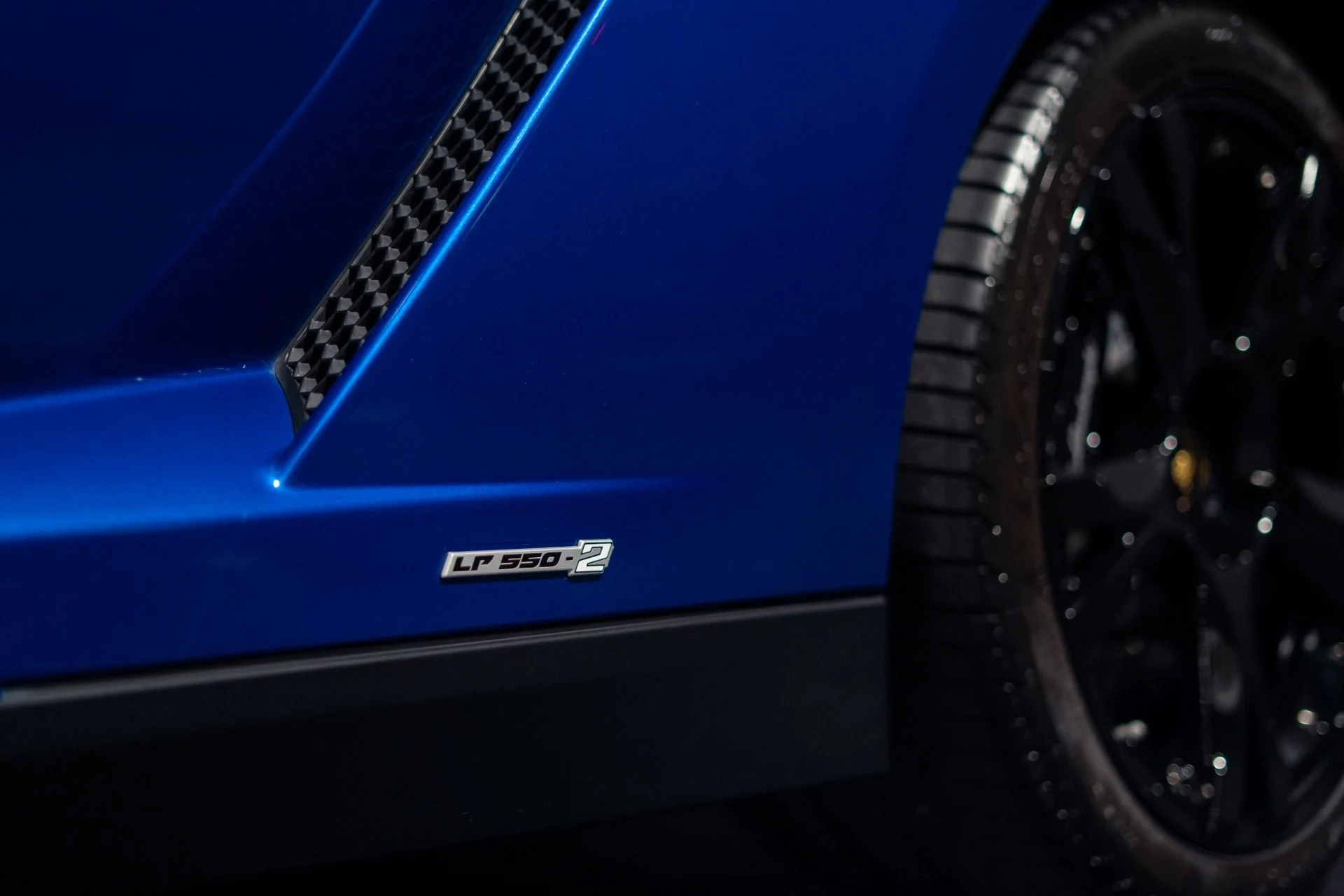 mph018_4233220944_Used_2013_Lamborghini_Gallardo_LP_550_2_Bespoke_Ad_Personam_Blu_Caelum_1784226663_a913feff12