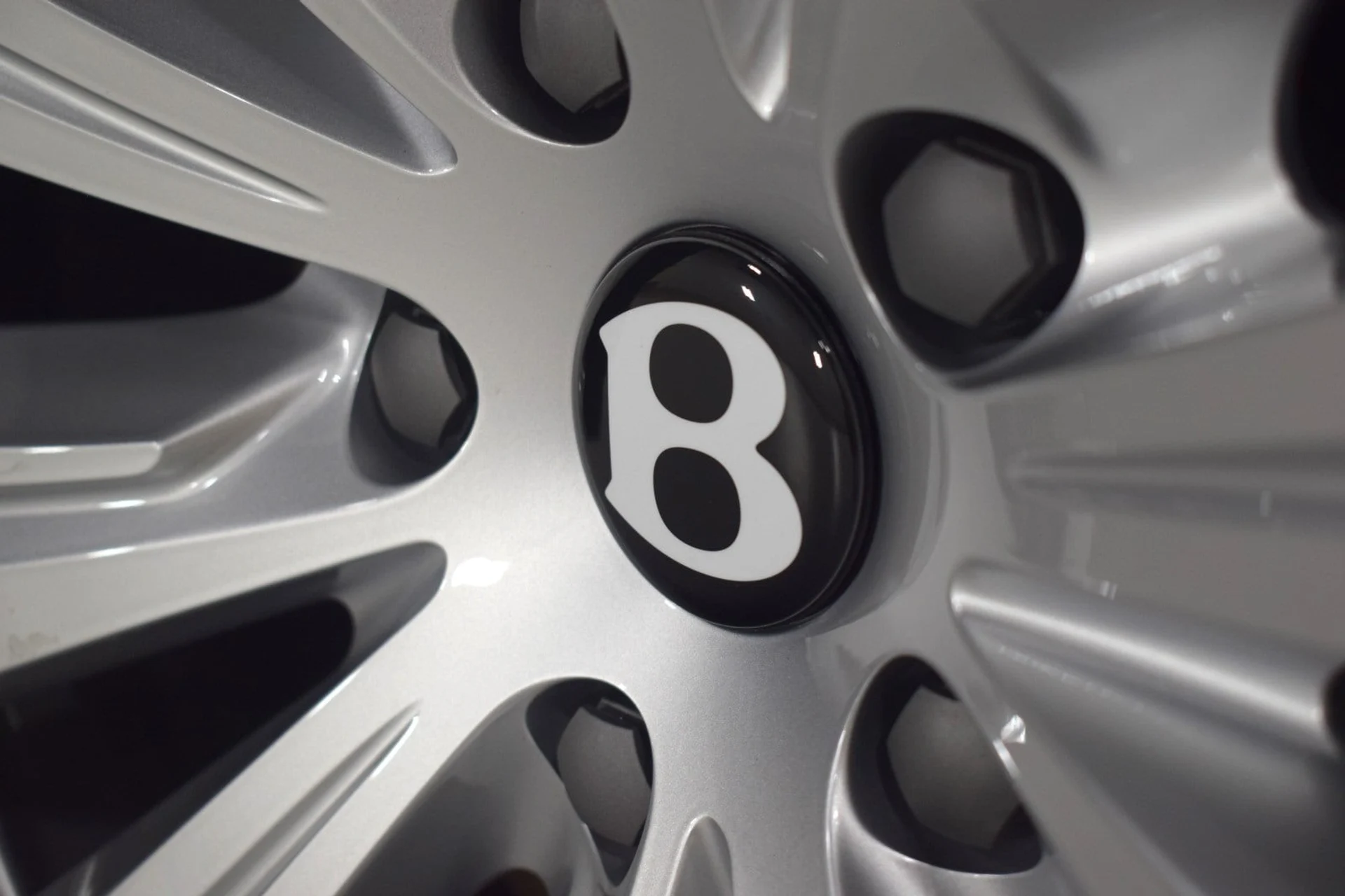 mph018_4233911529_08873972076d4f0e8872bd0c41fd395ax_23a77917d9