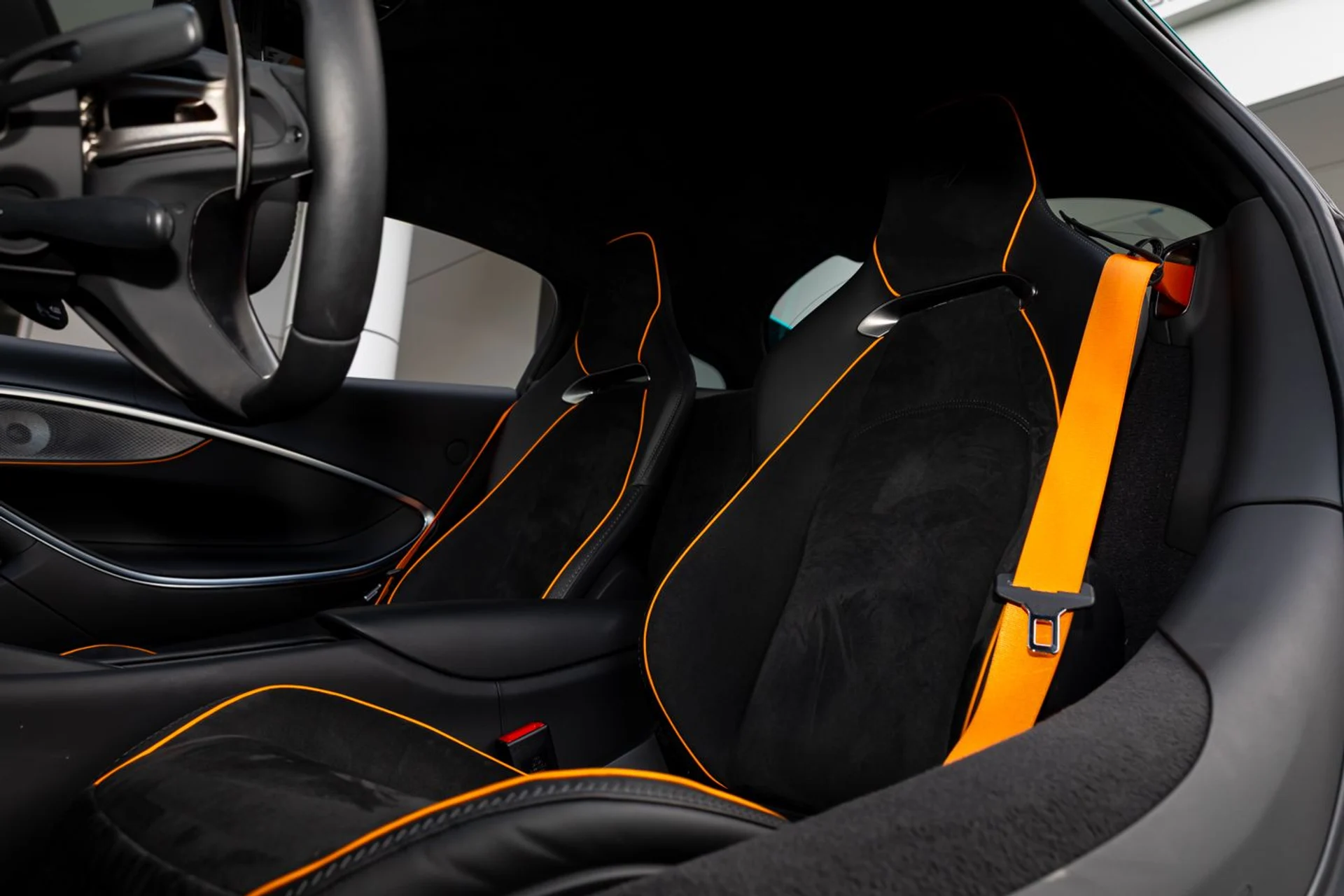 mph018_4239503542_506_p19_l_903686ed19