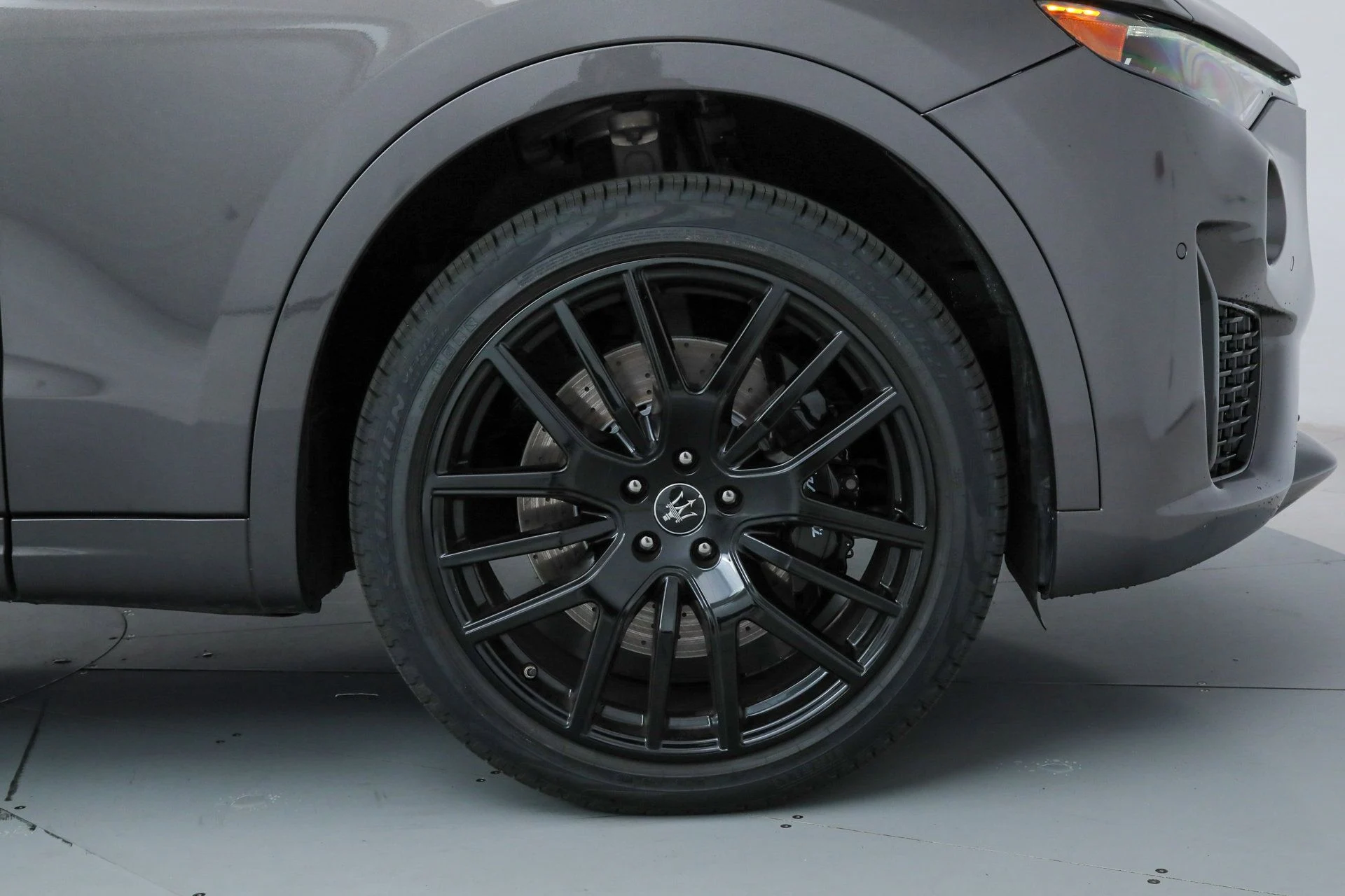 mph018_4240268167_fa340fca0e78a696a7cb64c7553e85bf_5e97fac5cc