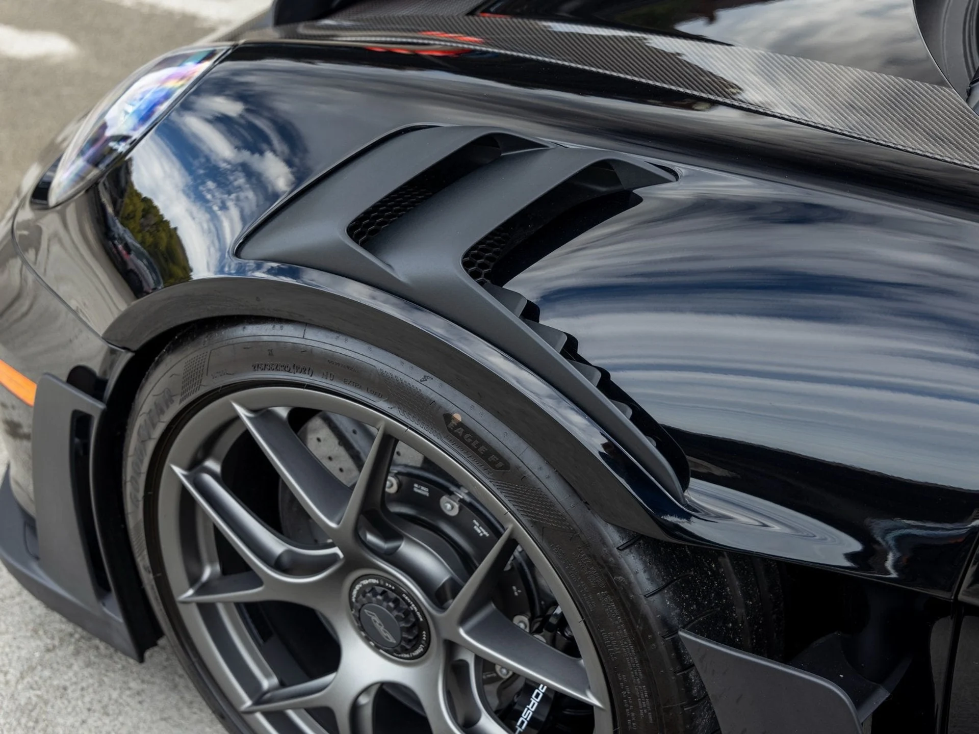 mph018_4241467071_19_e05d69cc75