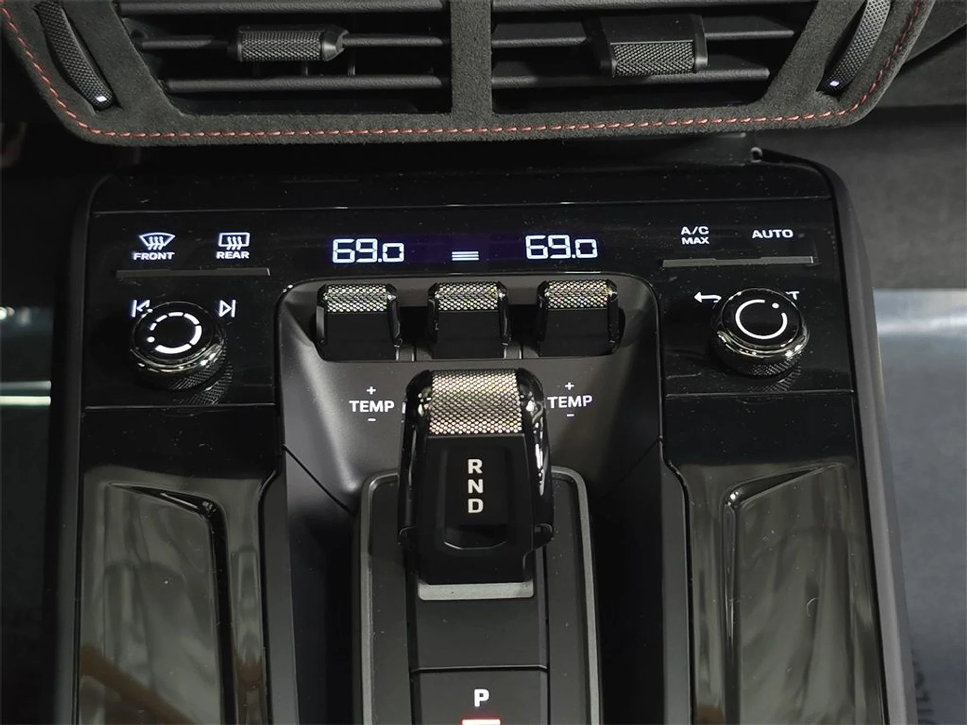 mph018_4243593745_9b3dad2be488145b7ed39d1fa815f2e0_72d47000bc