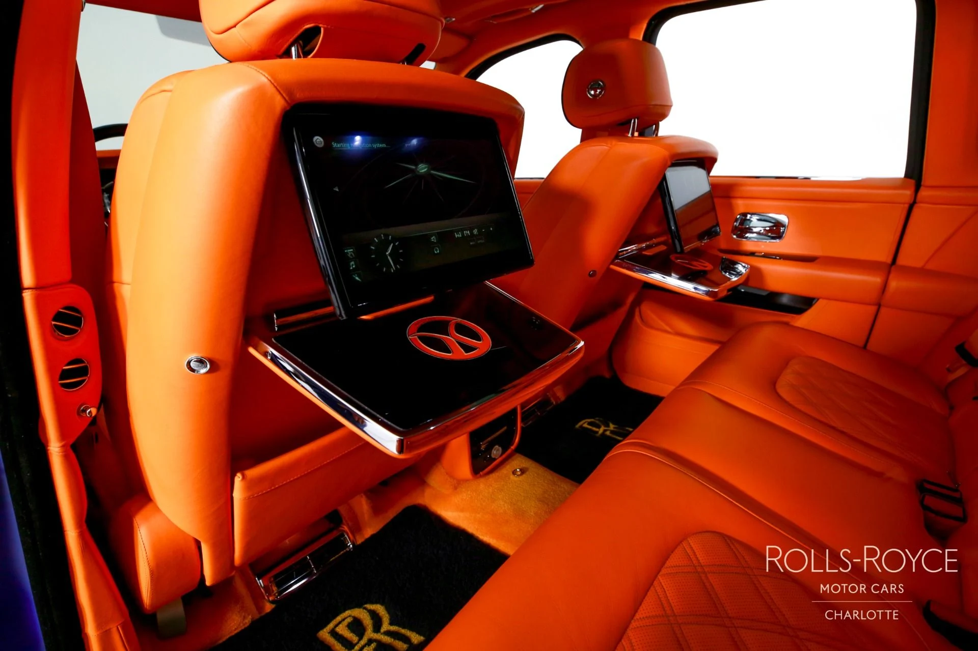 mph018_4243773767_Used_2019_Rolls_Royce_Cullinan_Mansory_1771362670_e5093dcd7d