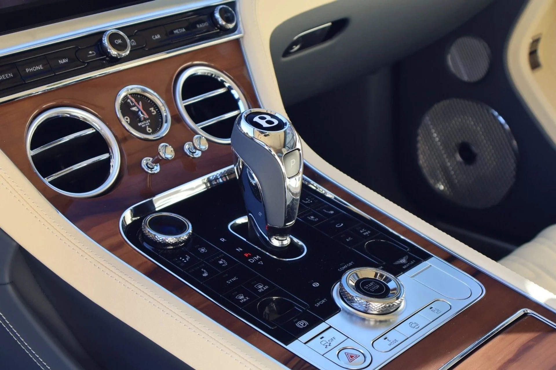 mph018_425201456_1493b0ecb756fc22a6543a01da091fa2x_3ef7bf4656