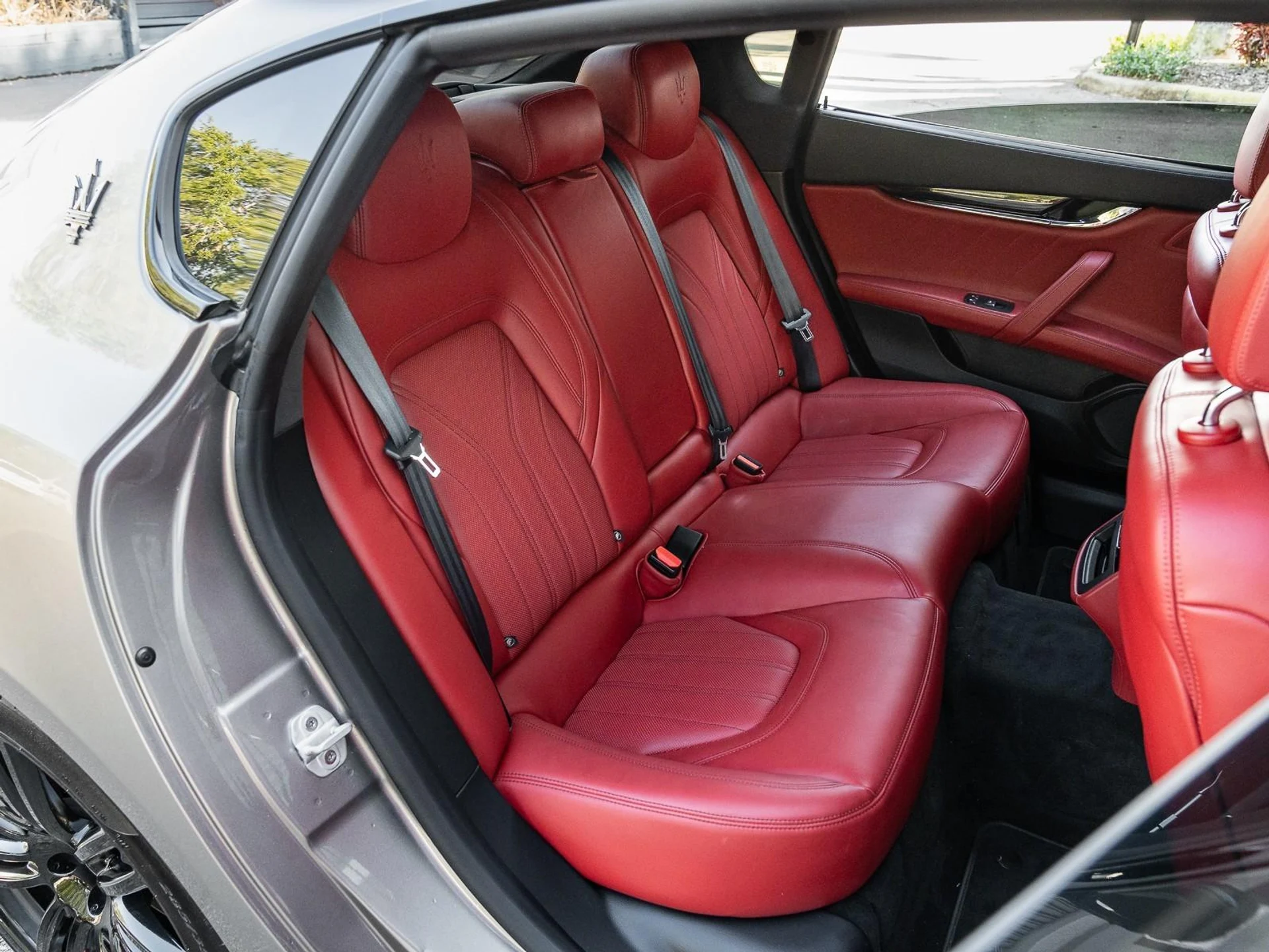 mph018_4252824465_Used_2022_Maserati_Quattroporte_GT_1765231528_30a8cfdc8c