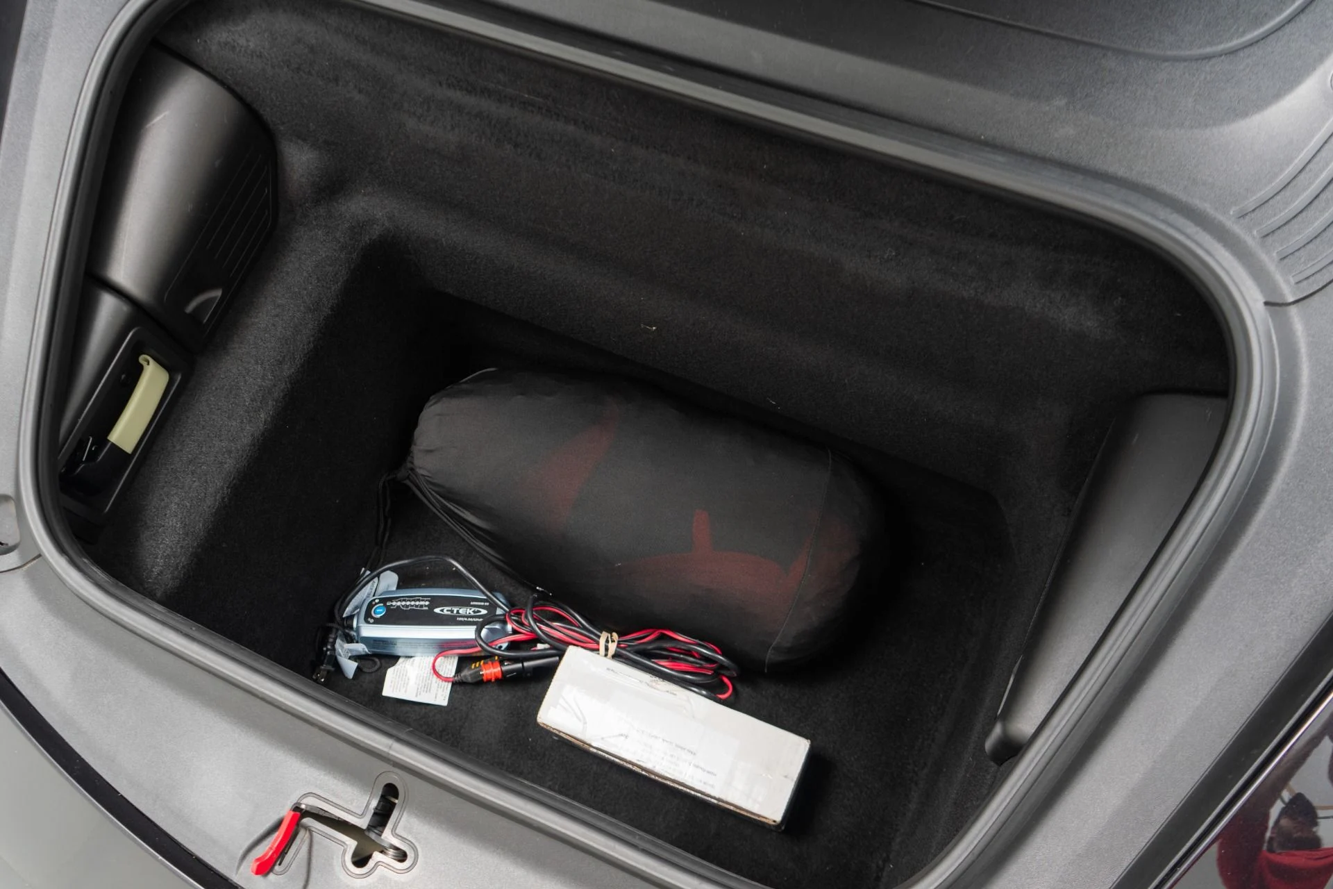 mph018_4254255668_Used_2014_Porsche_911_Turbo_S_560_Horsepower_Natural_Leather_Heated_and_Ventilated_Seats_1776369392_ad43a5c655