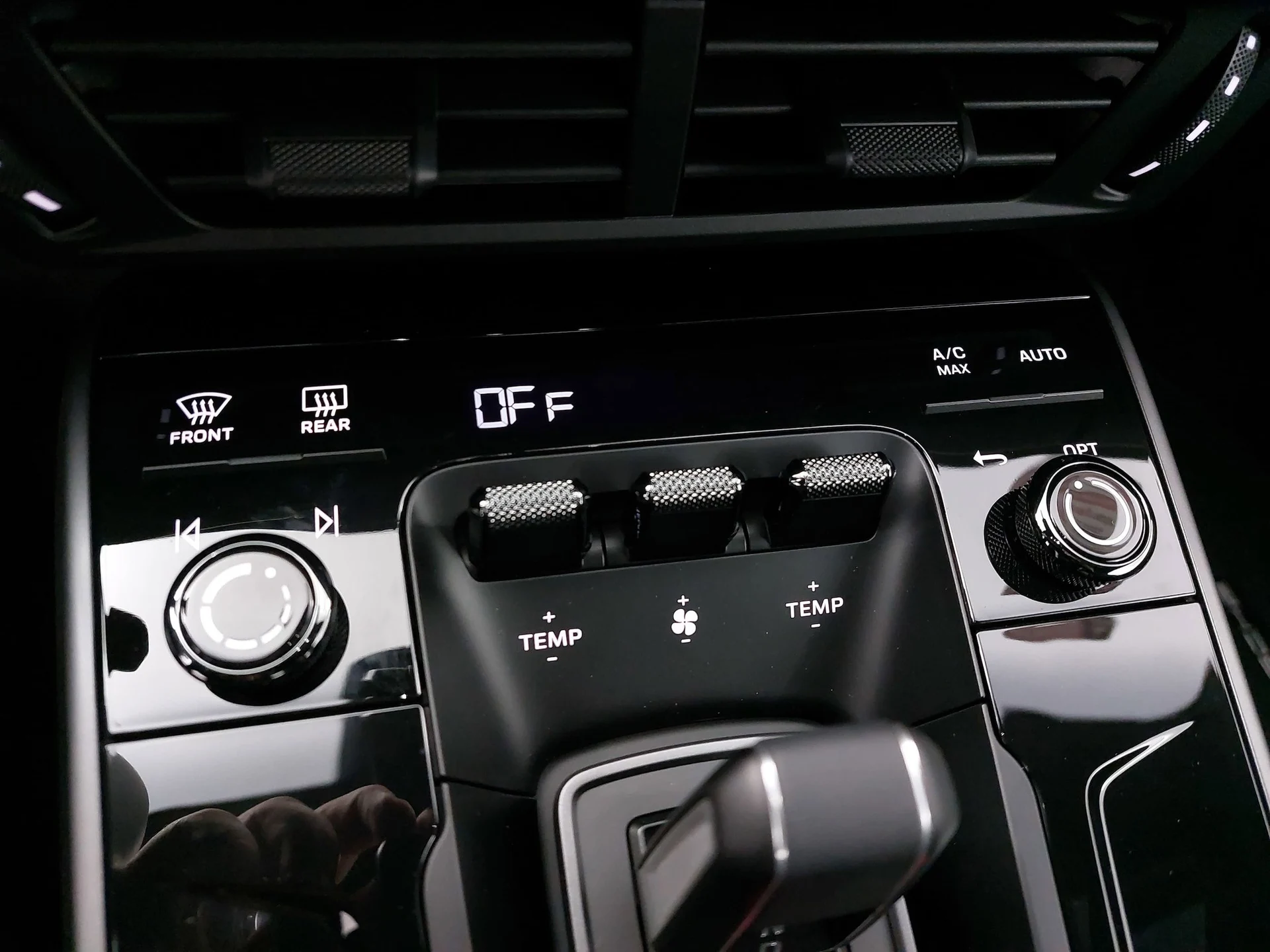 mph018_4262916668_4d3ffcd9c4a466022bd511c9667dcb84x_782c136142