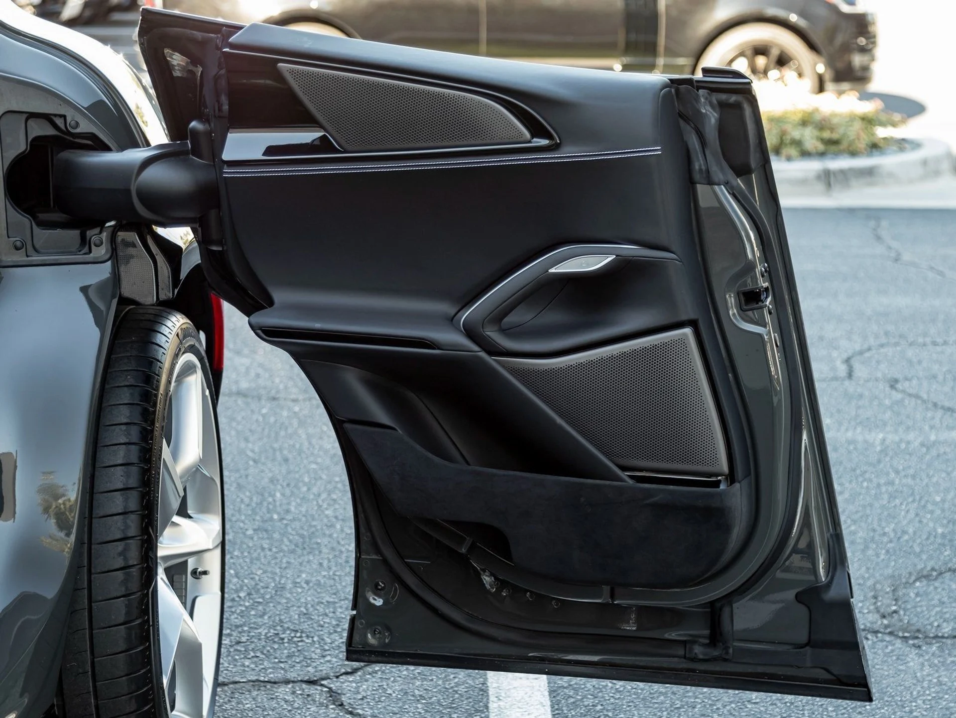 mph018_42657666_19_6a714268ee