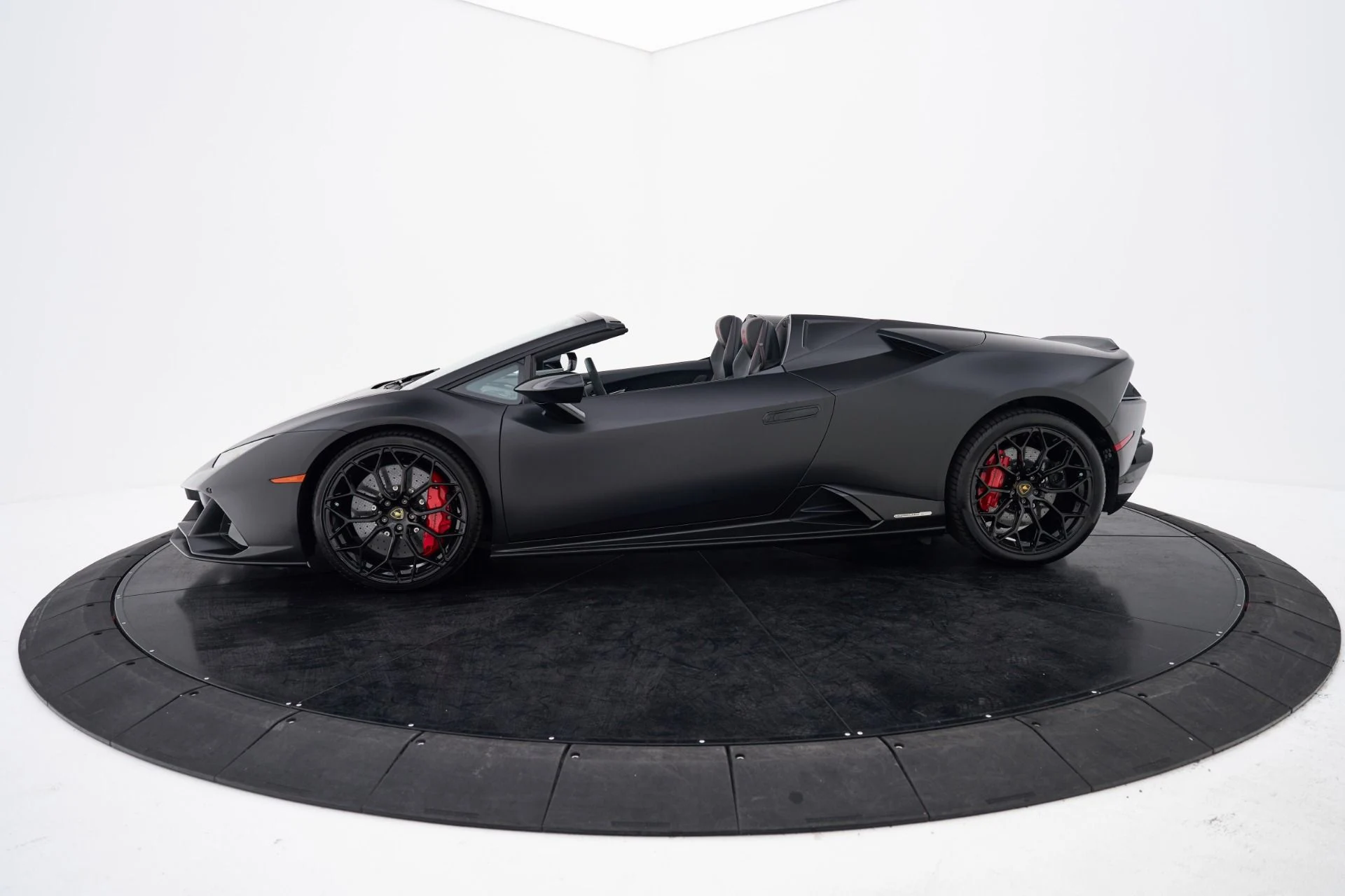 mph018_4273455003_Used_2022_Lamborghini_Huracan_EVO_Base_1792542181_723cb8334a