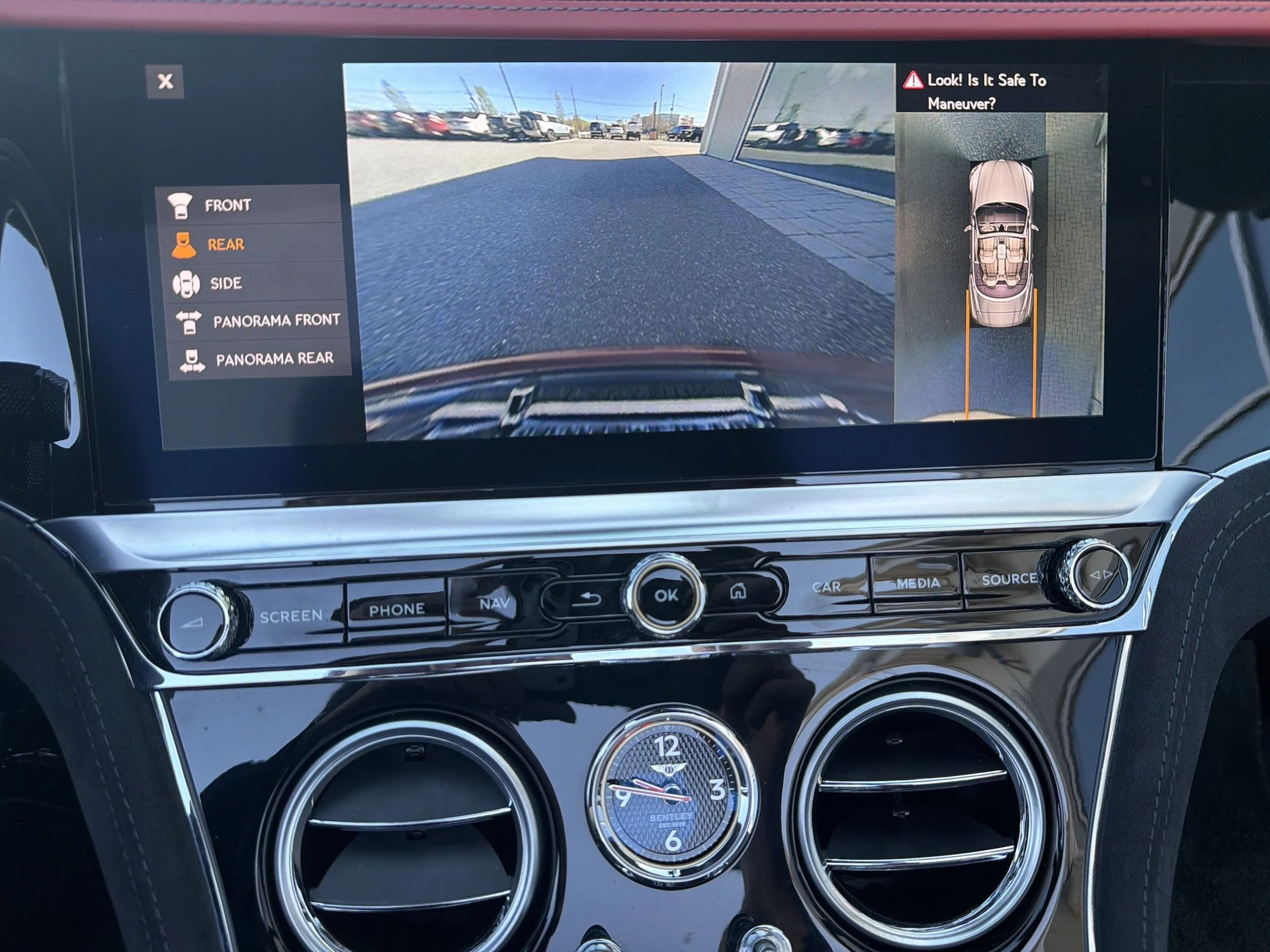 mph018_4285701962_96cc478f8a6b1d8ff0c4109ed2d8d31cx_5a1363169e