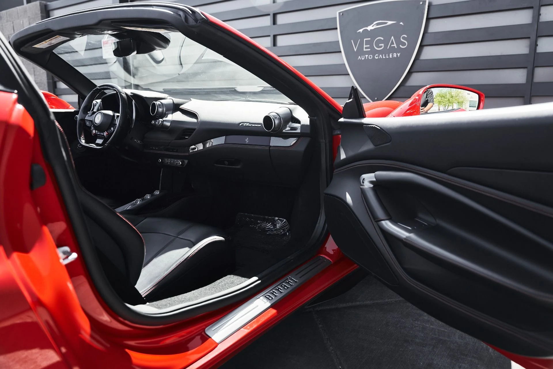 mph018_4289662764_Used_2023_Ferrari_F8_Spider_Base_1774742609_b9de35c27e