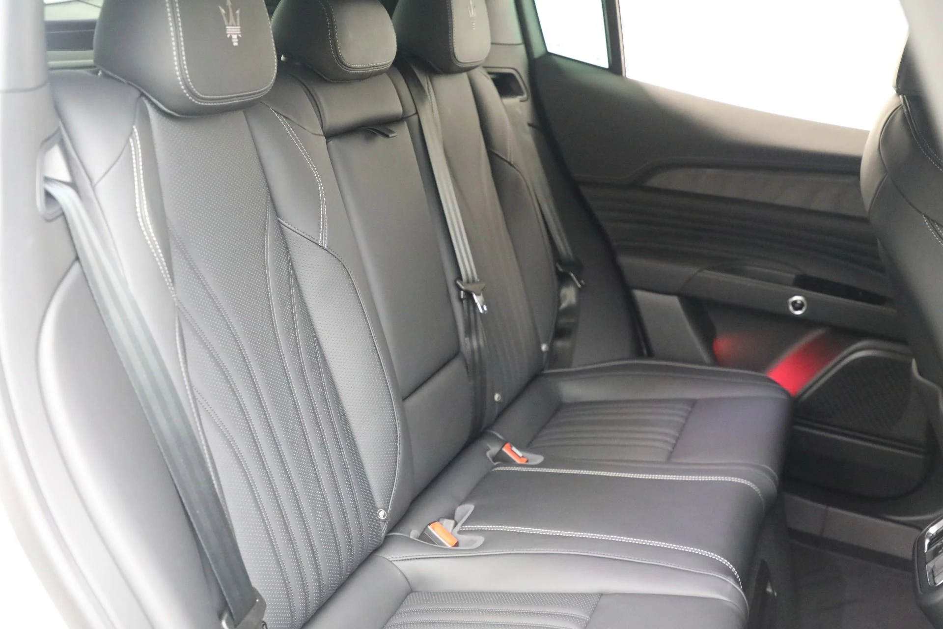 mph018_4290883357_New_2025_Maserati_Grecale_Modena_1760728930_72870714df