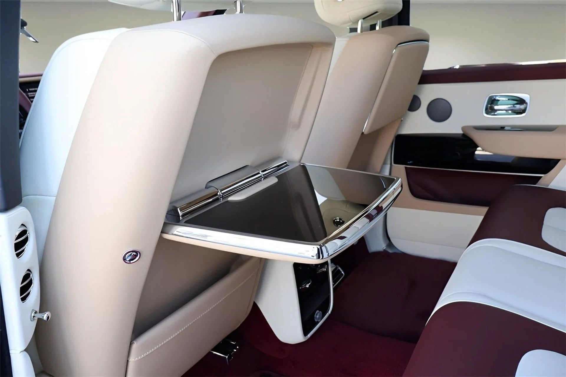 mph018_4291745961_19_eeac38ac89