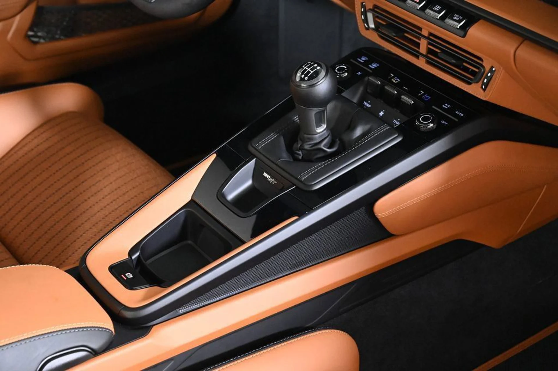 mph018_4292139760_86ea42dbcd4c41778240de0239e2c841_89a1a6a7da