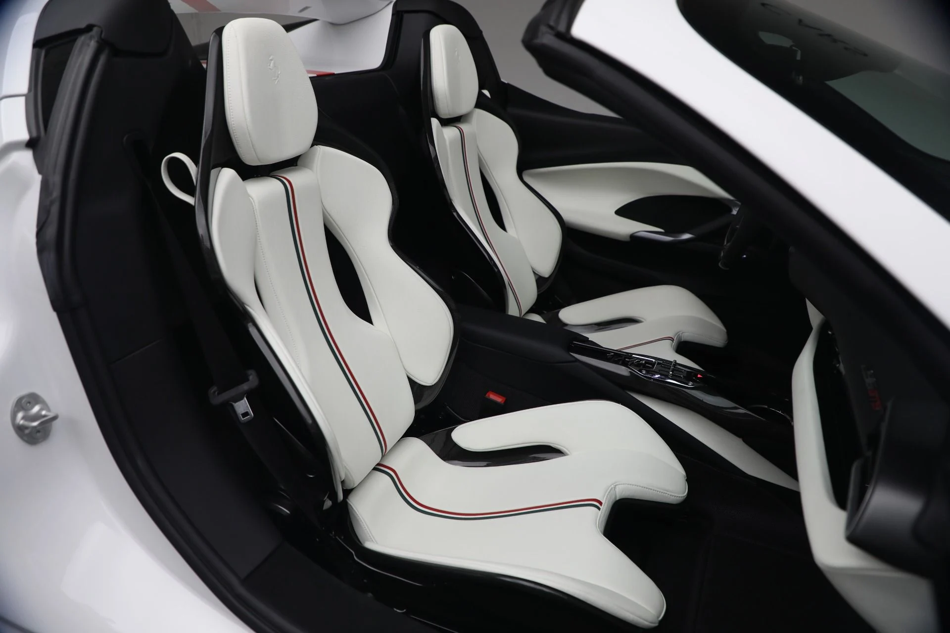 mph018_430837506_Used_2025_Ferrari_296_GTS_1774108036_ca4f473958