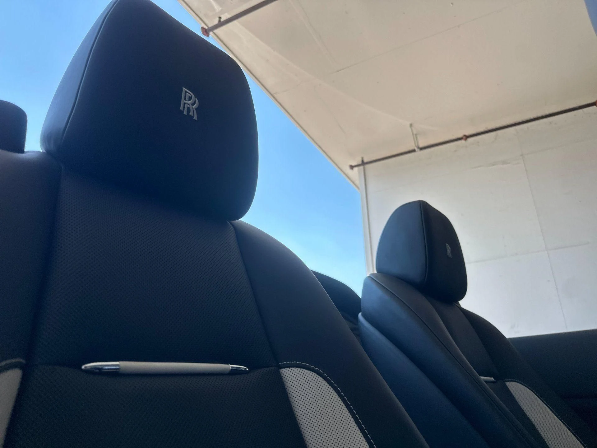 mph018_432925194_Used_2019_Rolls_Royce_Dawn_1781948323_90d582e5df