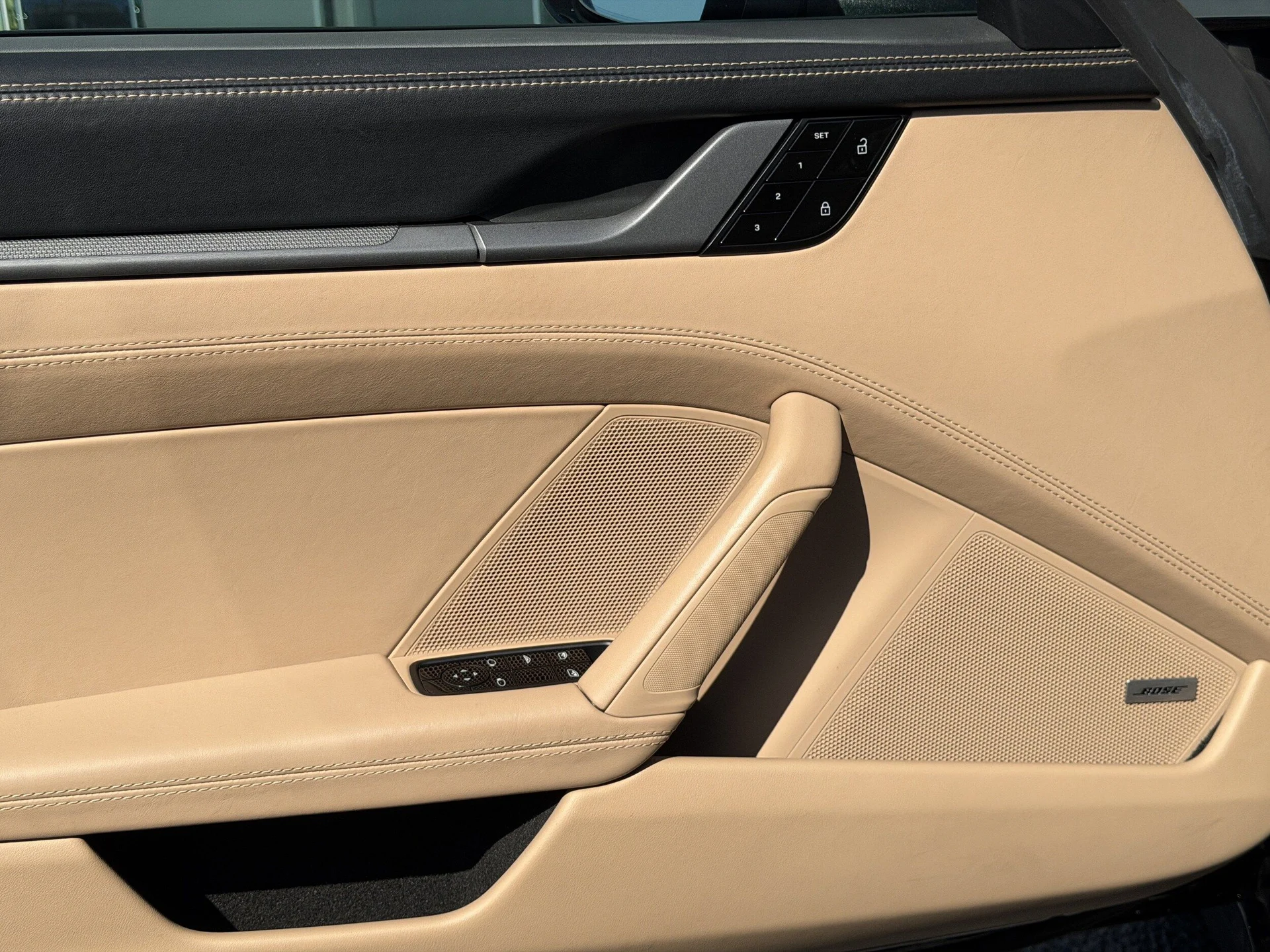 mph018_433885478_cc7e89b6e0b1b4a771e0a6db68f49b91x_2230e71a2c