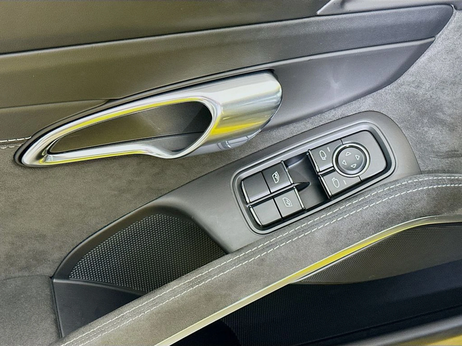 mph018_435829314_56371e8d243b7004b1cc6d5840a3dffex_0933cff214