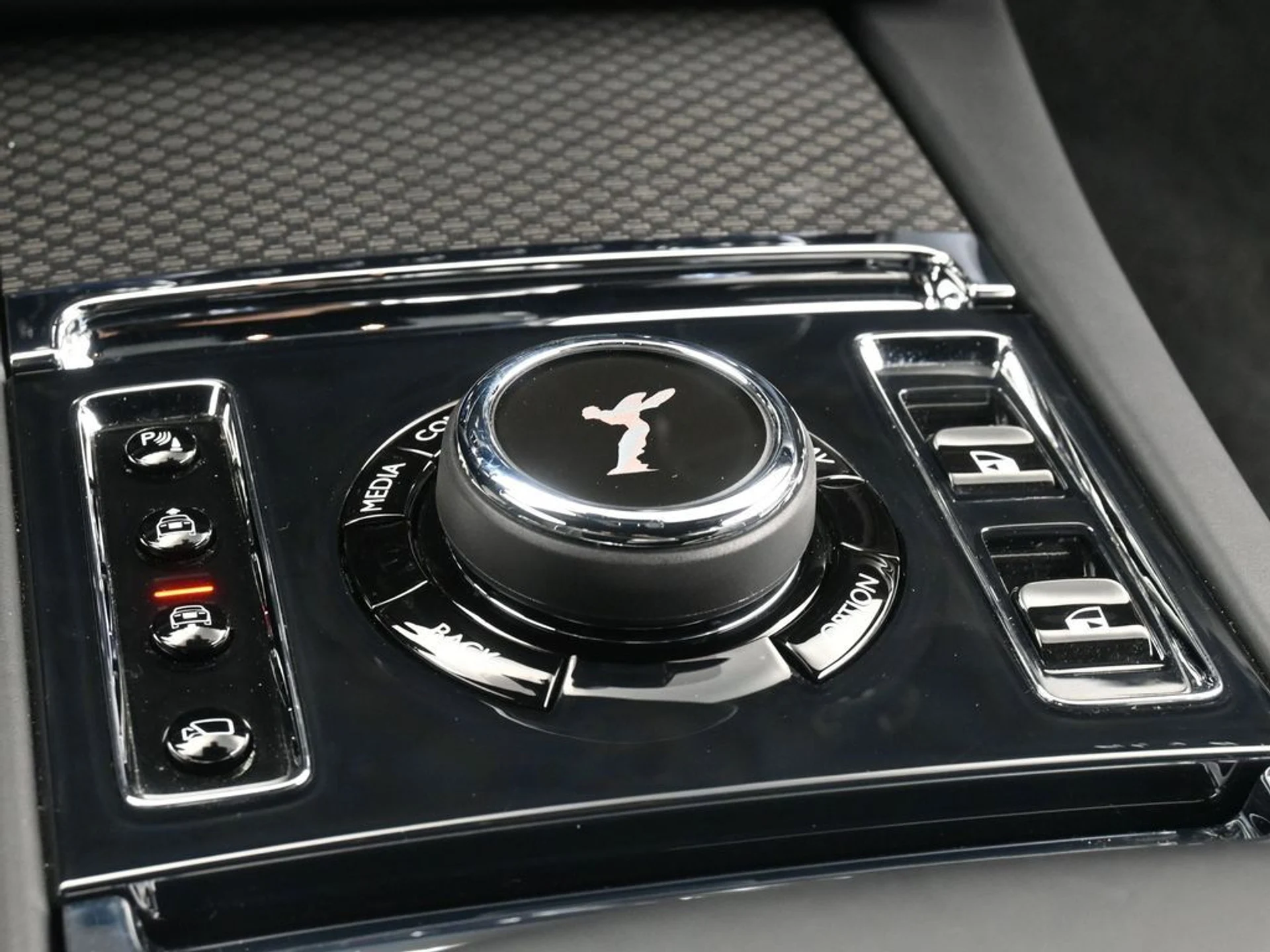 mph018_445778778_1958cd9eea265f72be9e326d21fd627dx_70b2adea32