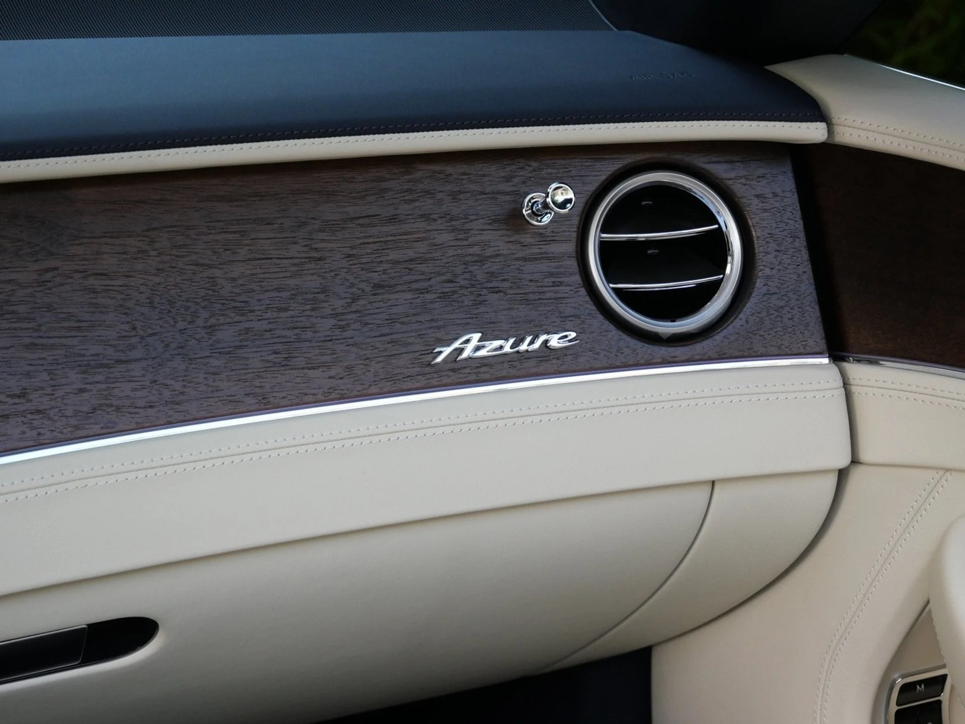 mph018_446978488_5e424536cb3fbf695932d98d63104e8fx_6a13fbe388