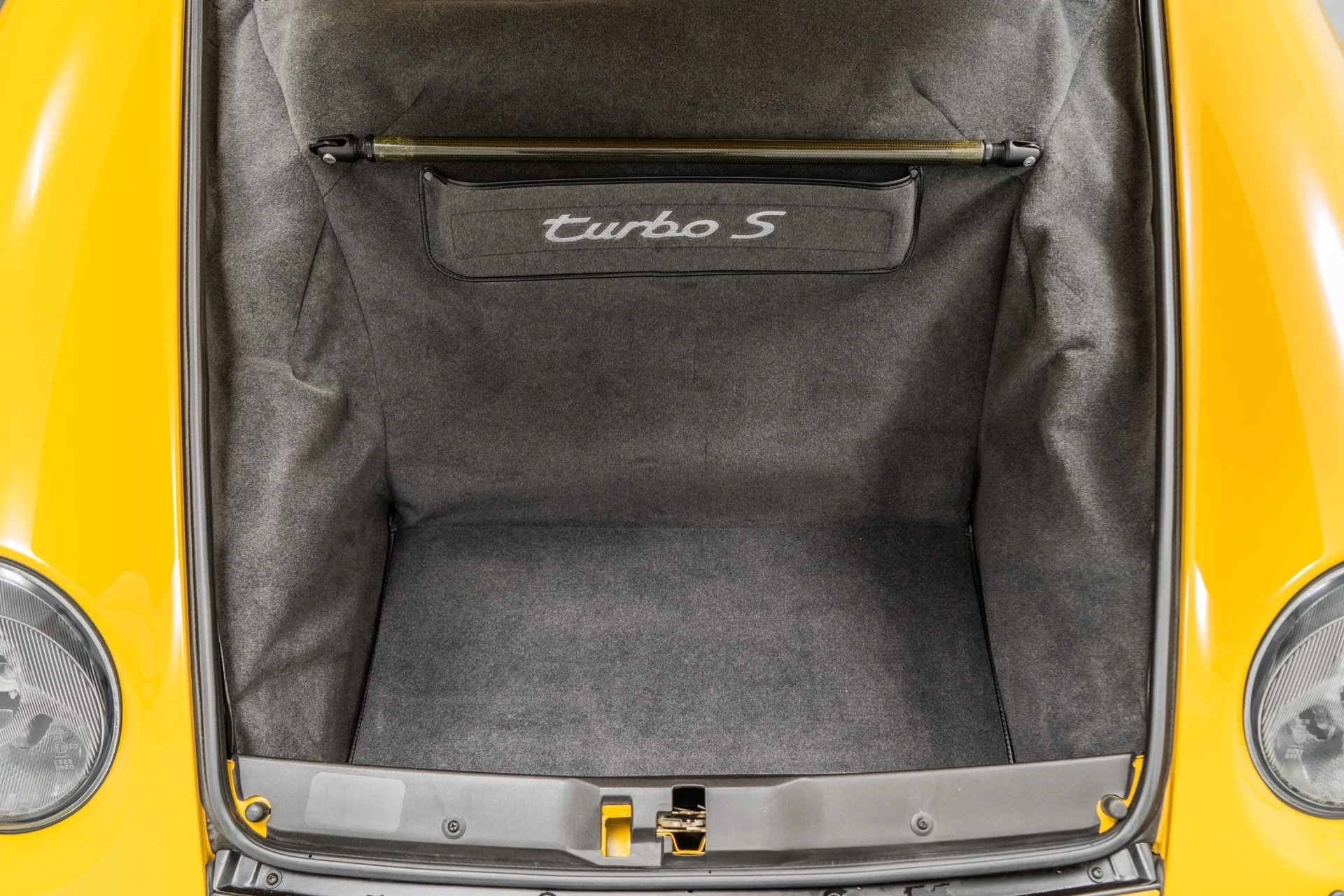 mph018_455792812_Used_1997_Porsche_911_Turbo_S_1759858947_49ce810be1