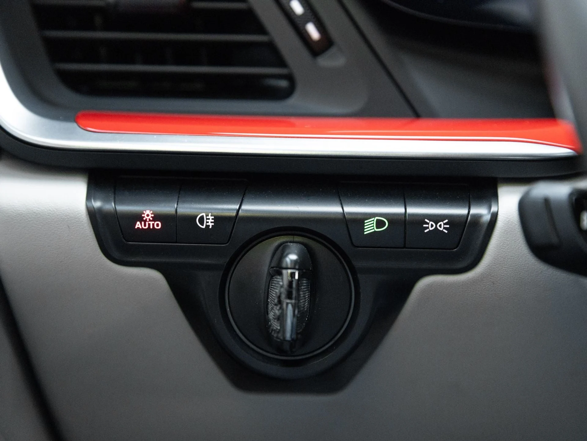 mph018_485665640_19_3153eebce7