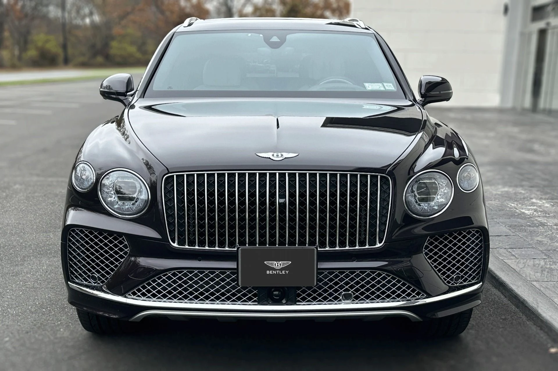 mph018_487422026_Used_2024_Bentley_Bentayga_EWB_Azure_V8_1763042894_82a59d0c07