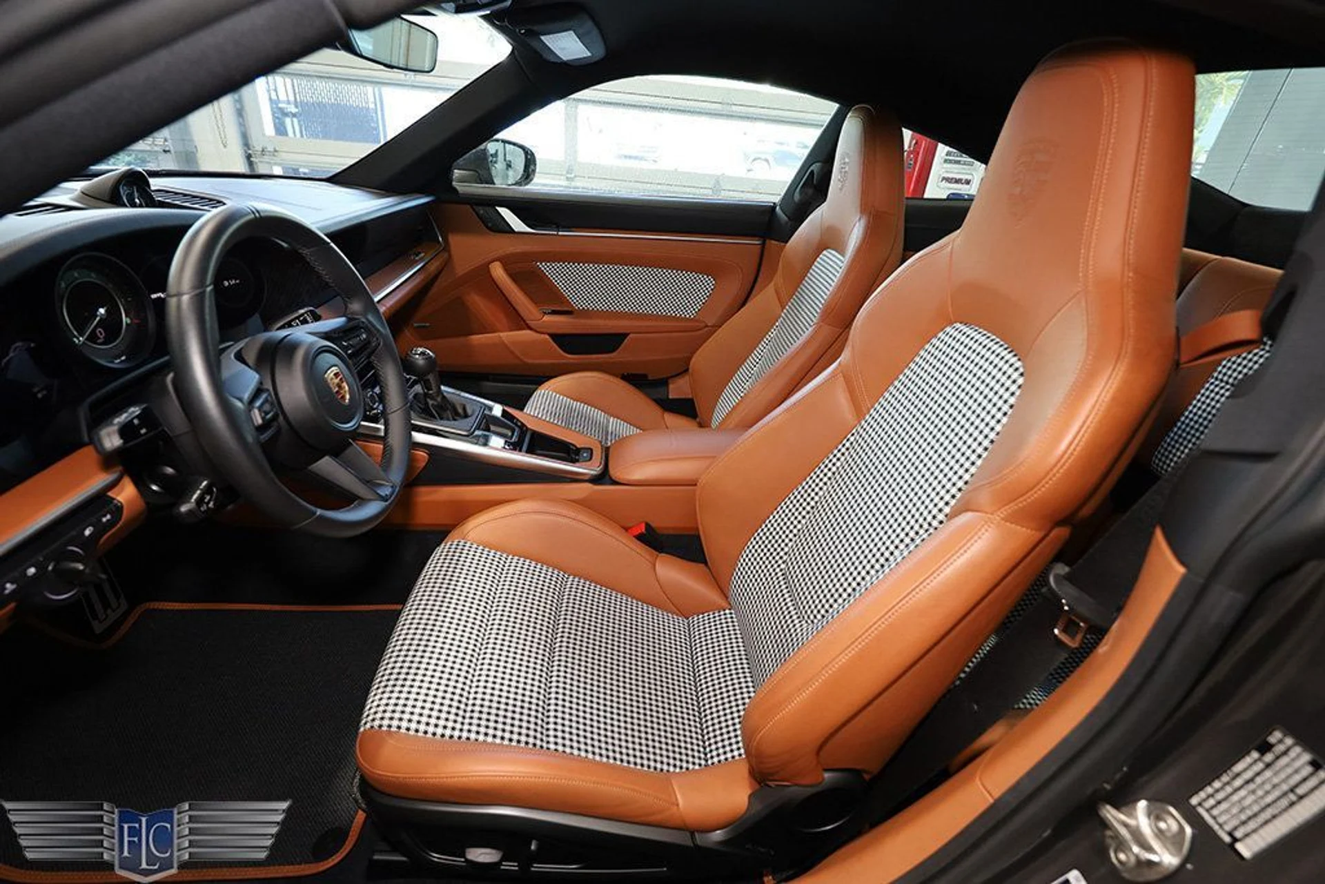 mph018_490430167_used_2023_porsche_911_carrera4smanualcoupe_9689_22556560_19_1024_307de4744f