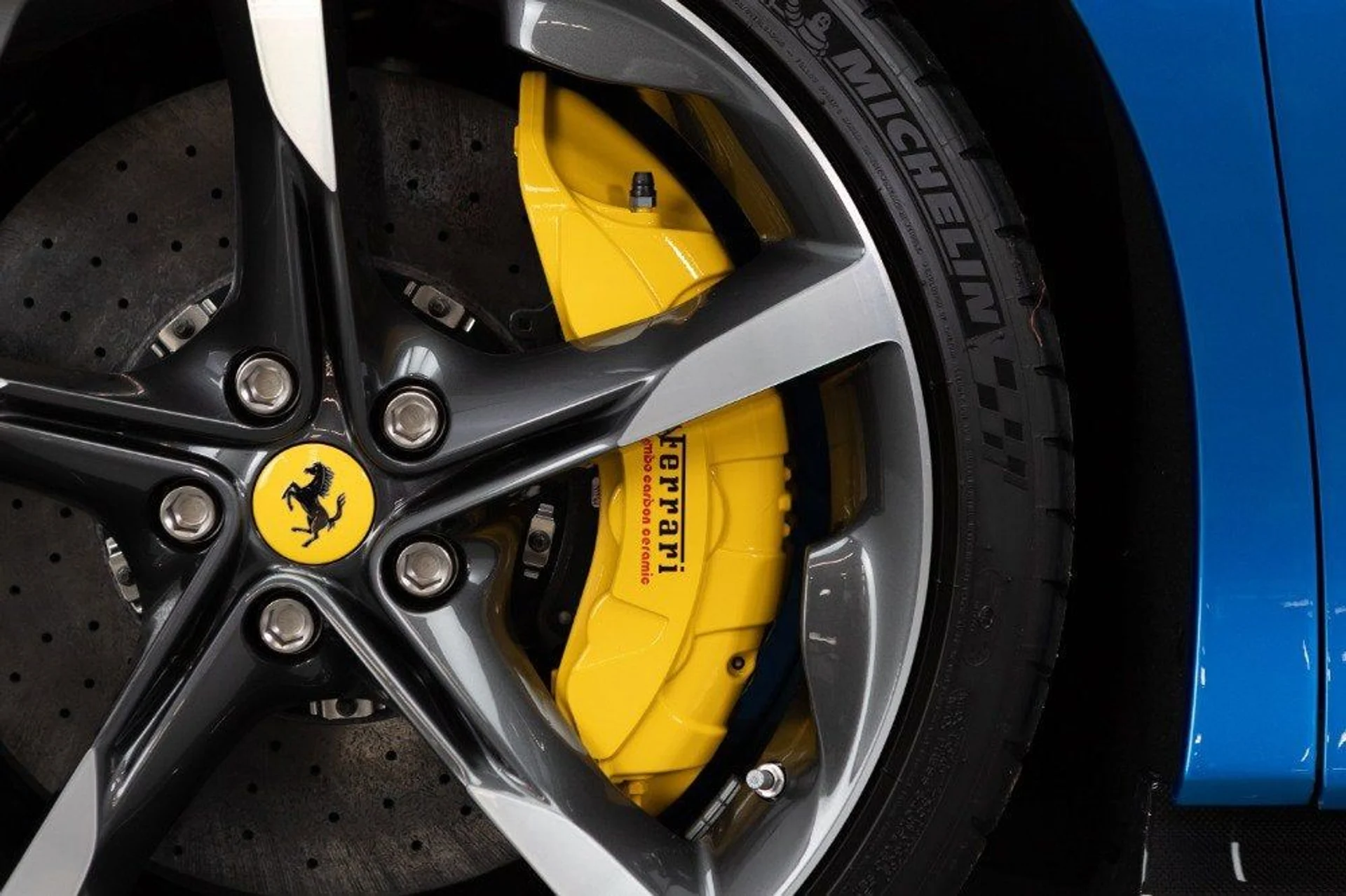 mph018_495473047_4ed6091a795f49a4984ca0fd7bcfc8ac_561e606ea5