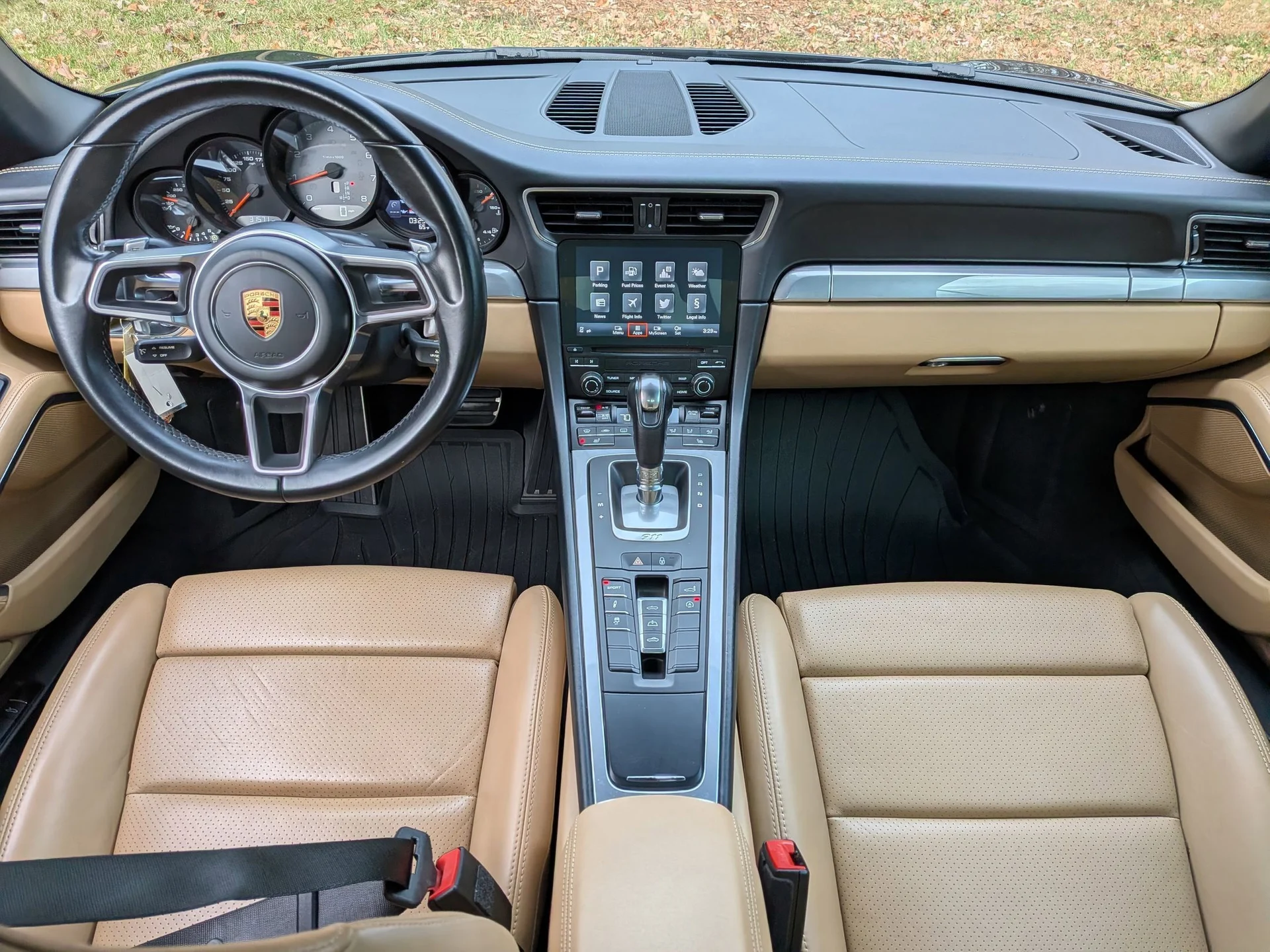 mph018_495891303_ebbbb961c5c76b940433815691a2153ax_6fc44b323f