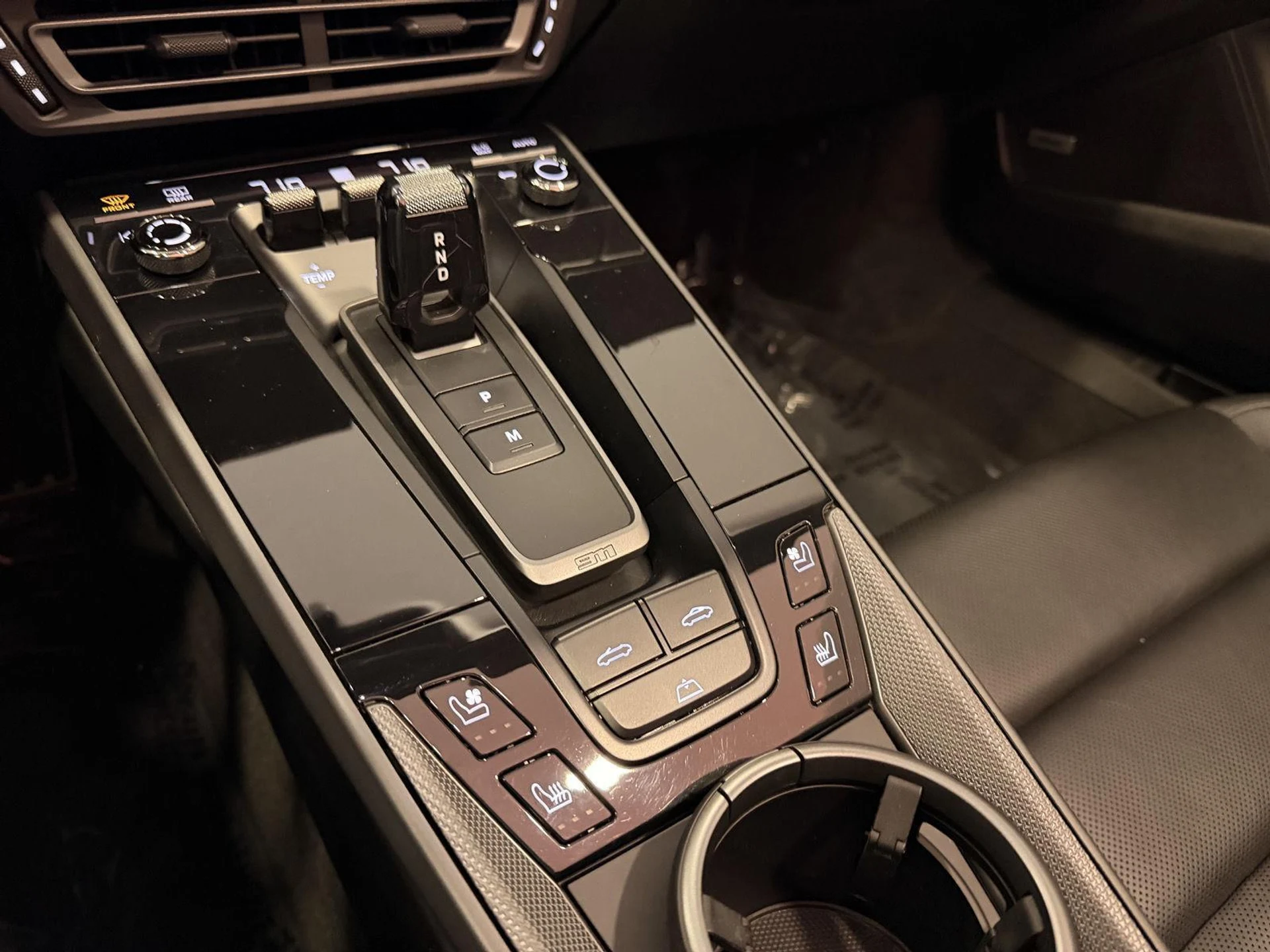 mph018_496006559_0d2400bf48297e673b1e1a4dd342015ax_5861eeee14