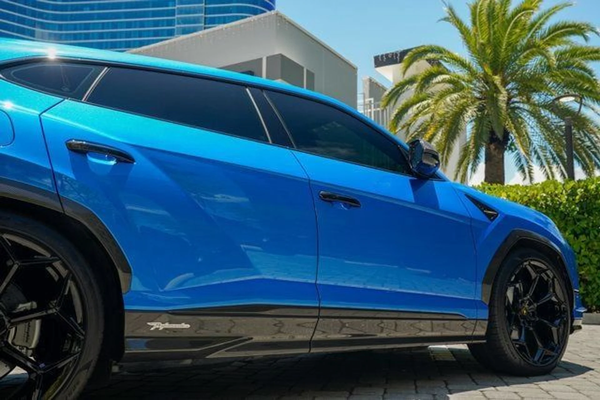 mph018_505334396_used_2024_lamborghini_urus_performanteawd_14354_22887761_19_640_4940fb871e