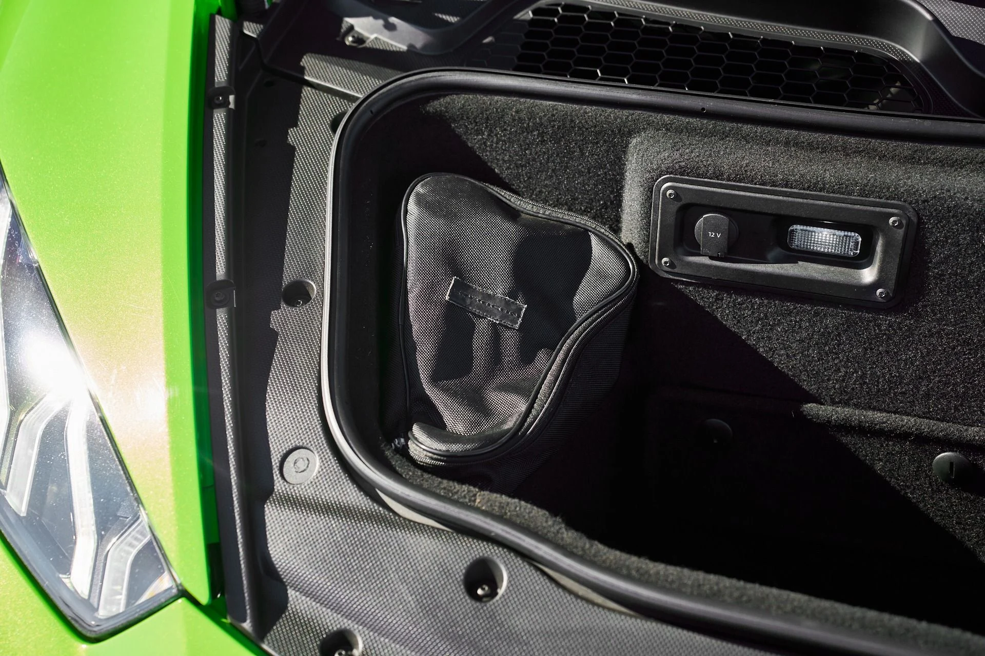 mph018_506817315_Used_2019_Lamborghini_Huracan_Performante_Spyder_1764058264_61436894aa