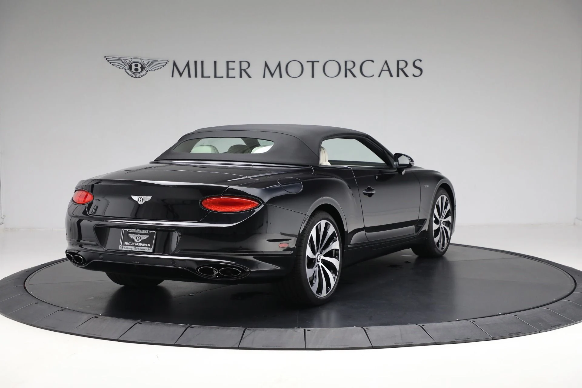 mph018_509865521_New_2024_Bentley_Continental_GTC_Edition_8_57ec562554