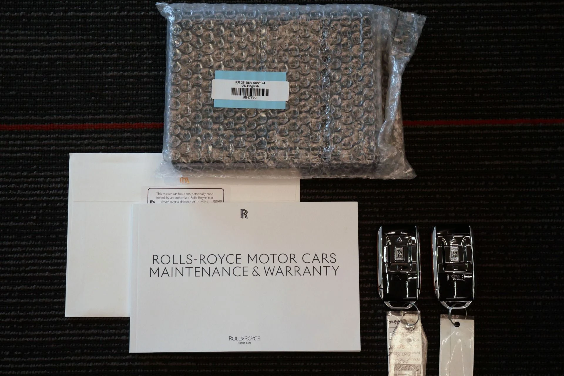 mph018_537668174_Used_2025_Rolls_Royce_Spectre_1753114498_68f968e2a0