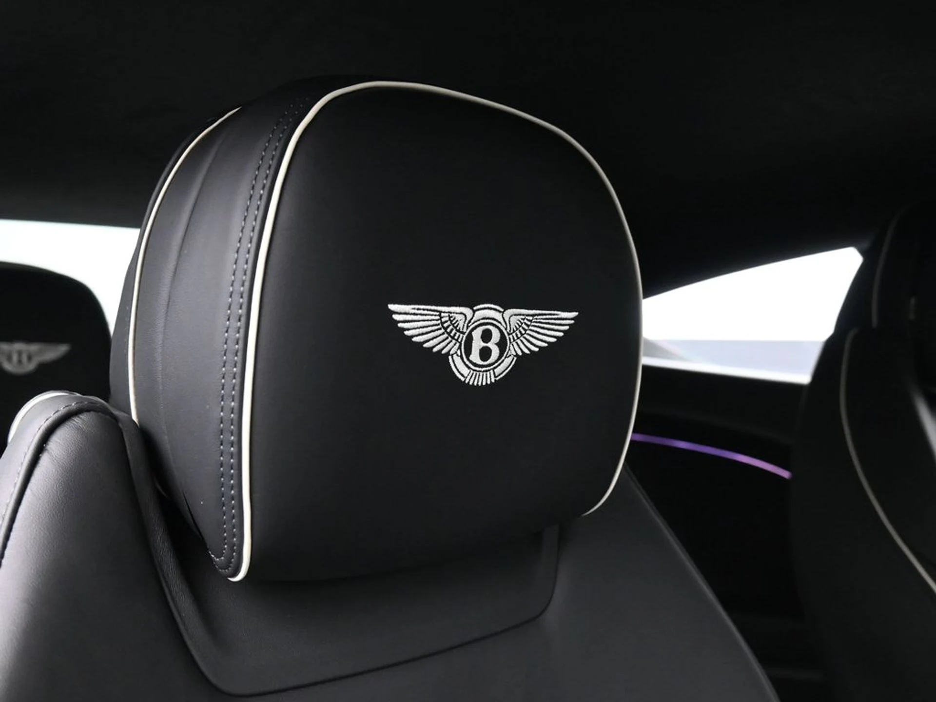 mph018_544231389_a620766b54888e99b1675402ac1c50c7x_6cbb6a9679