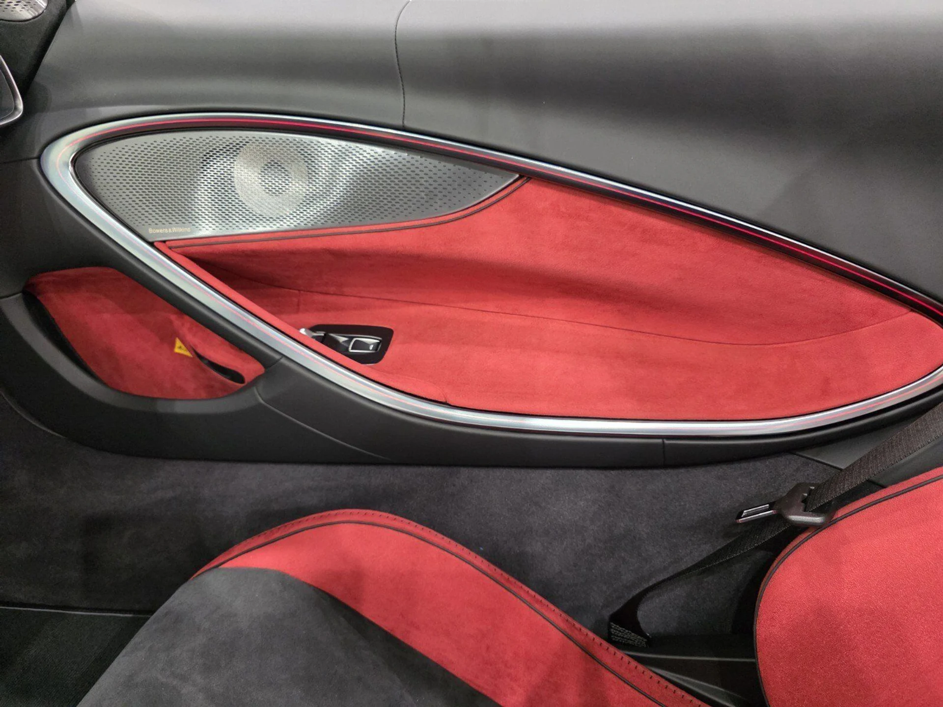 mph018_546672899_5ef653ffe331befeb6899f4e8f526bdd_dc6bc6edd2