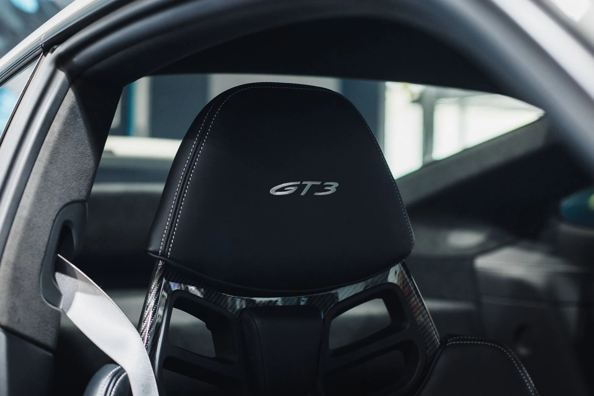 mph018_555369186_Used_2022_Porsche_911_GT_3_Chalk_CC_Bs_Tasteful_Upgrades_1775764800_c15091e662