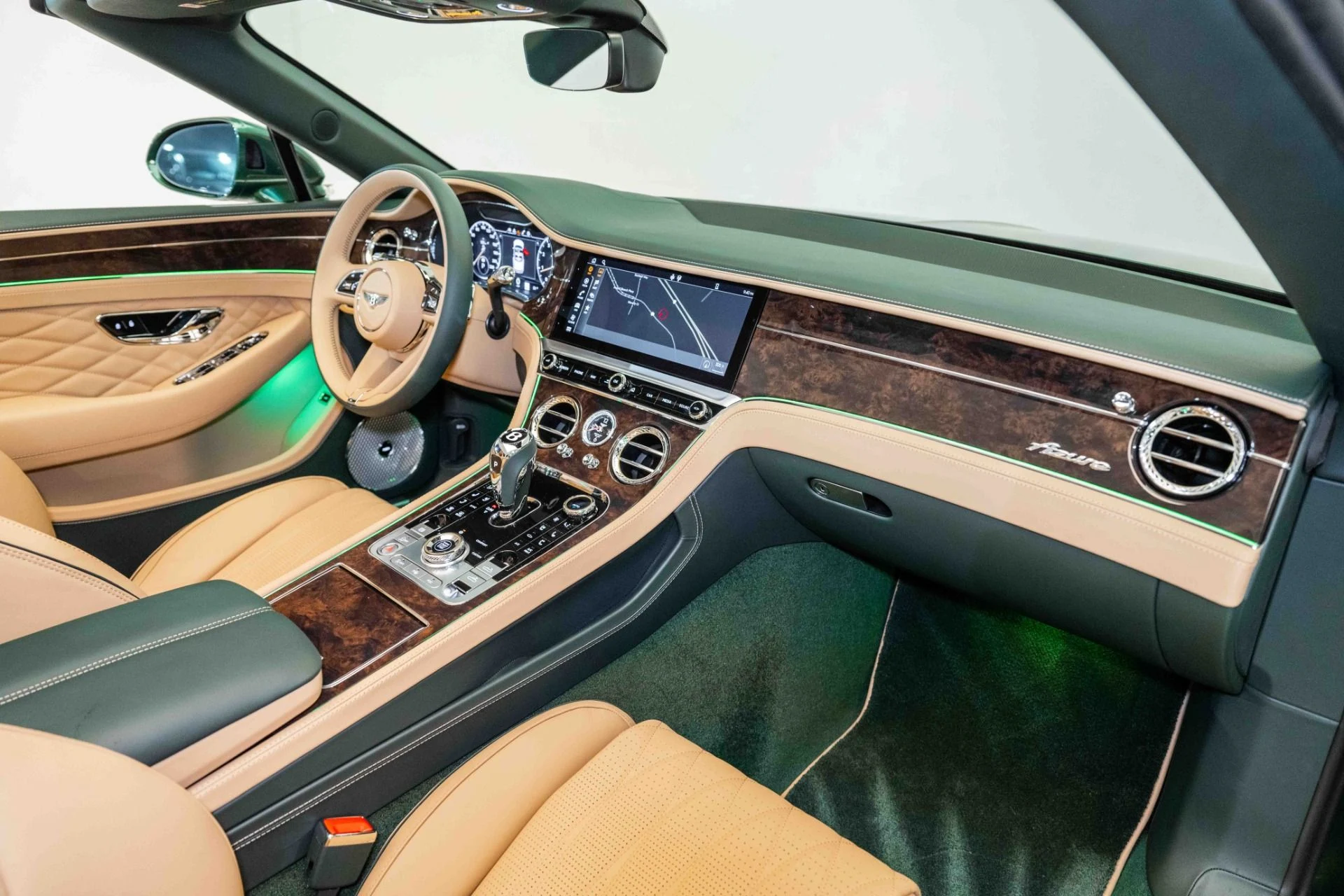 mph018_556492427_Used_2024_Bentley_CONTINENTAL_GTC_Azure_V8_1705167157_ca41c6c4b9