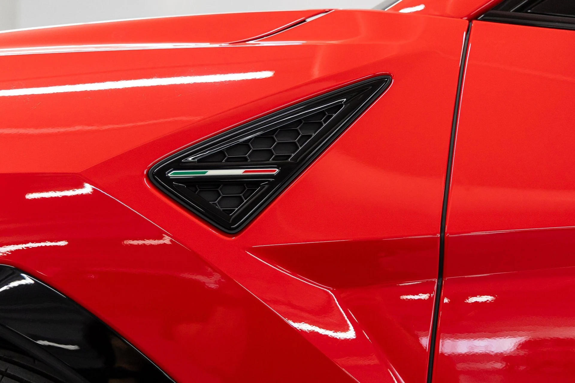 mph018_561054977_0058408ac2f960769bf1743931fe1a1cx_2853ac0e56