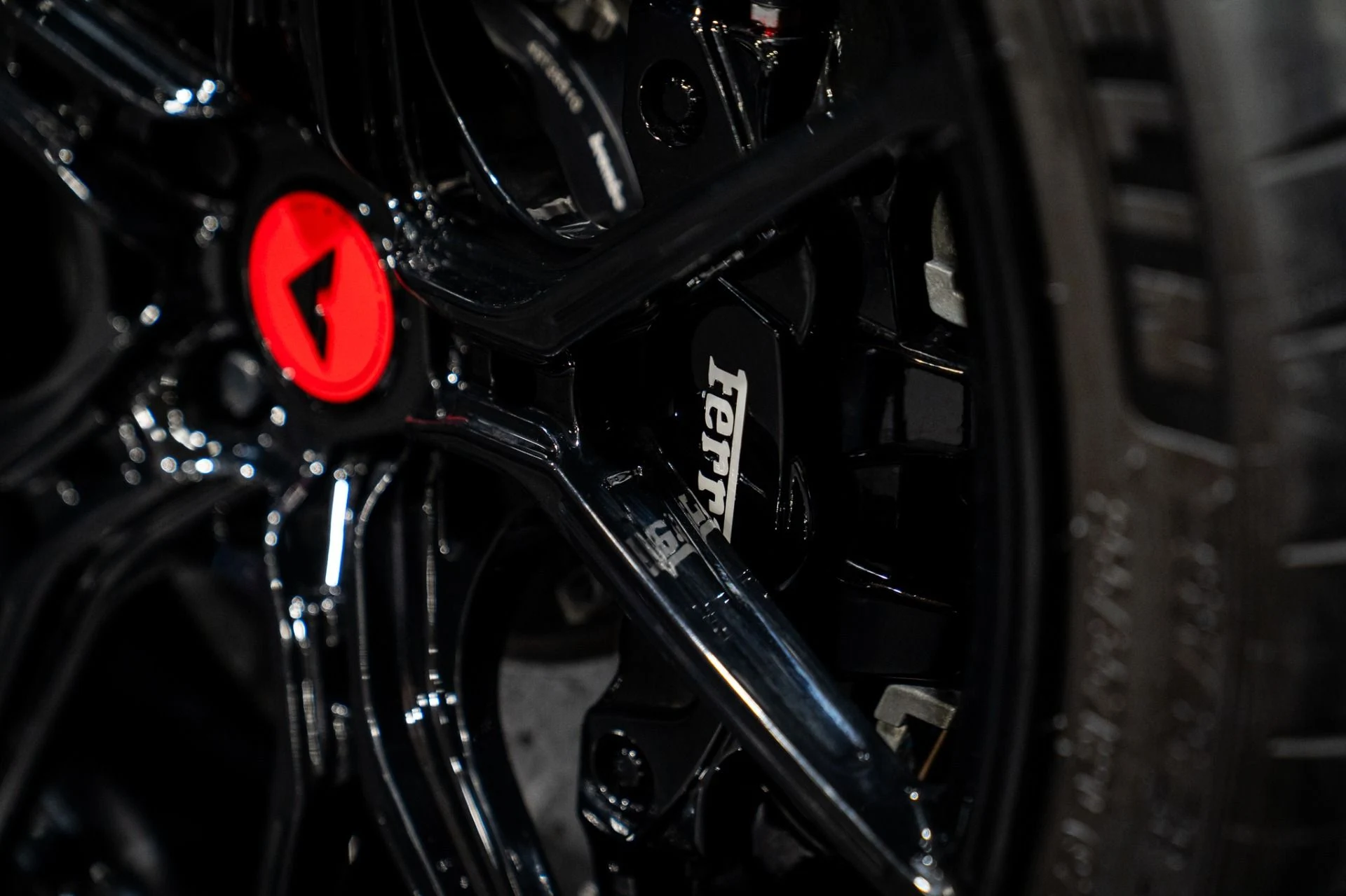 mph018_5641064_Used_2018_Ferrari_488_GTB_Vorsteiner_Body_Kit_Over_60000_in_upgrades_1769153039_2560614220