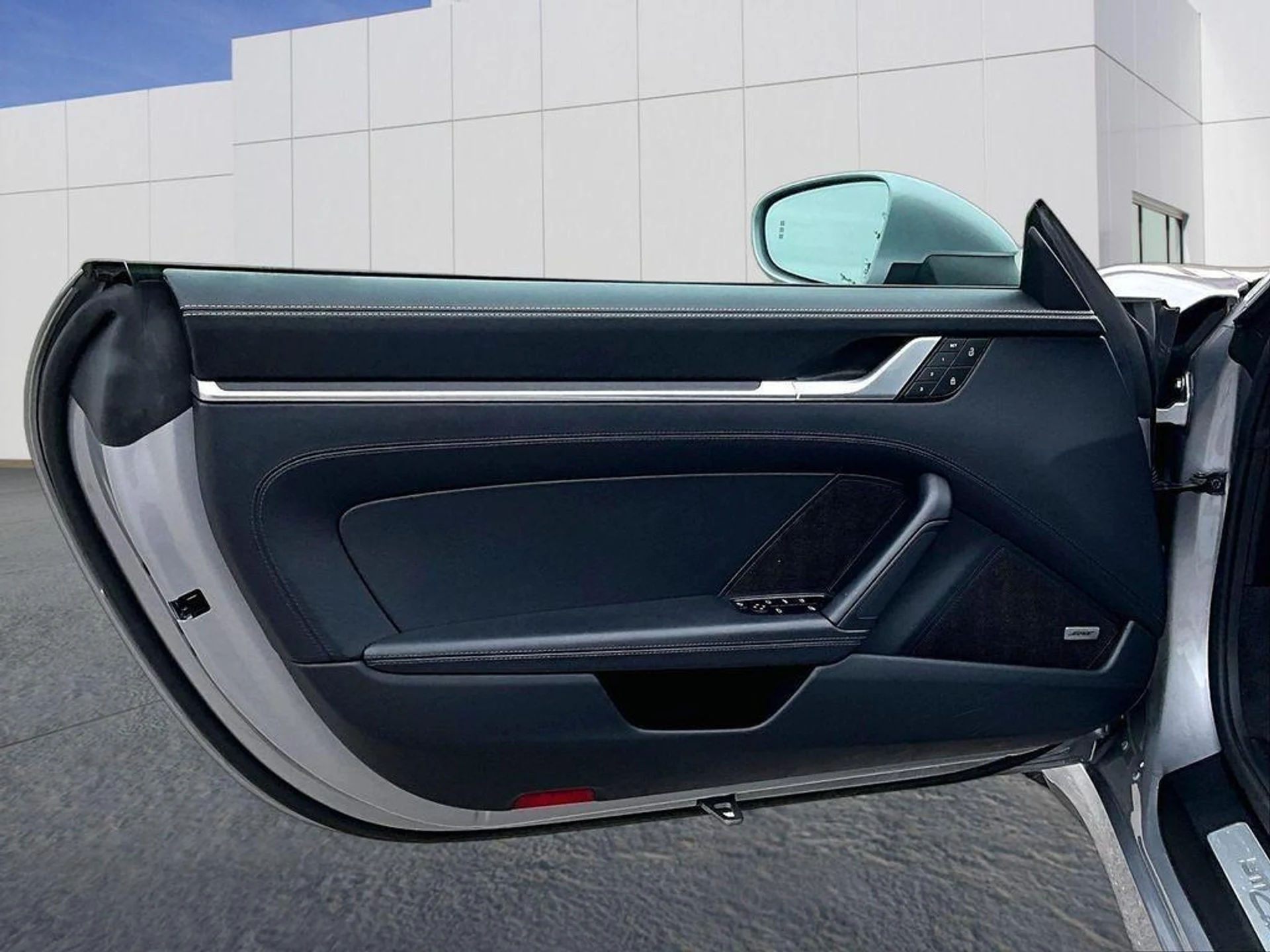 mph018_565571374_n_H_Ucpuh_ZIO_Yg_T_G5_P_Aw7o_Scs_E_Do_79e283404d