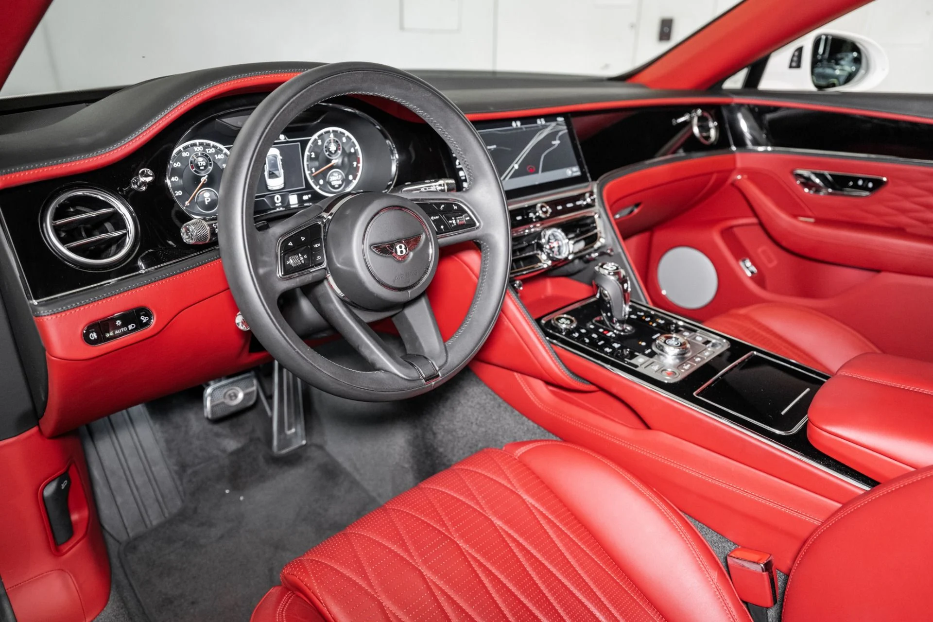 mph018_56583362_Used_2021_Bentley_Flying_Spur_V8_1752848814_124edb7c71