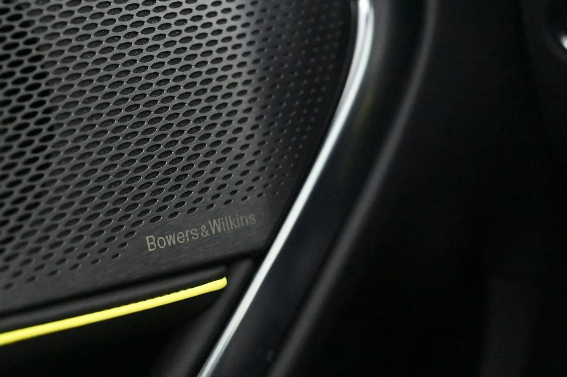 mph018_568374838_new_2026_mclaren_artura_techluxspider_11350_22992412_18_1024_e6860eab29