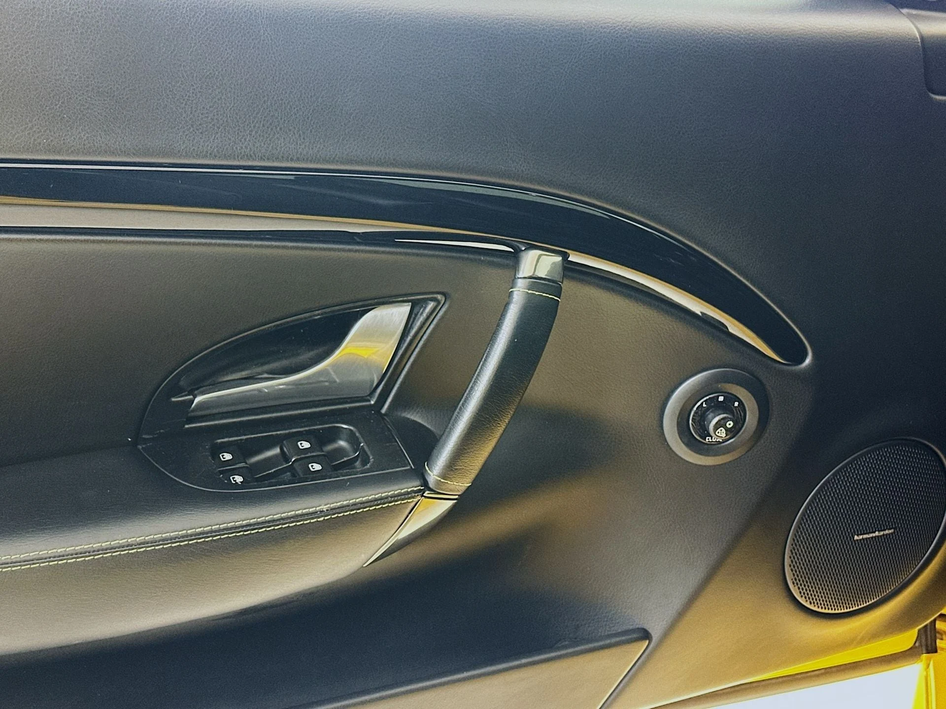 mph018_568742728_a3e27d2c0d33db9eb5876850cd8baa72x_4e426201e6