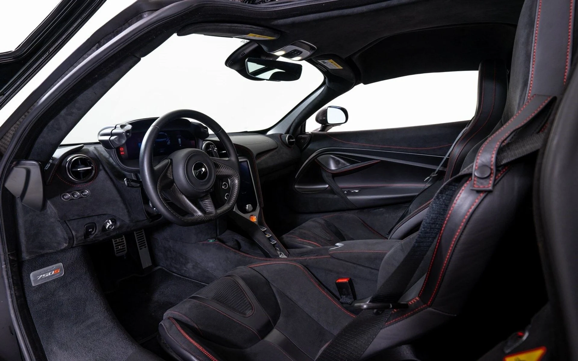 mph018_570157269_577dbdd97d9968318528511898f4f04bx_0cf836460b